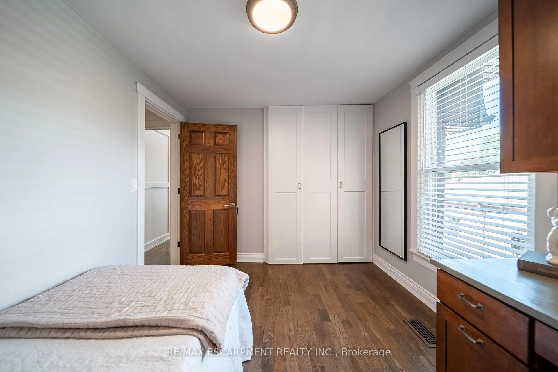 Photo 31 of 225 Oakmount Road, Toronto, High Park North — HOMEH