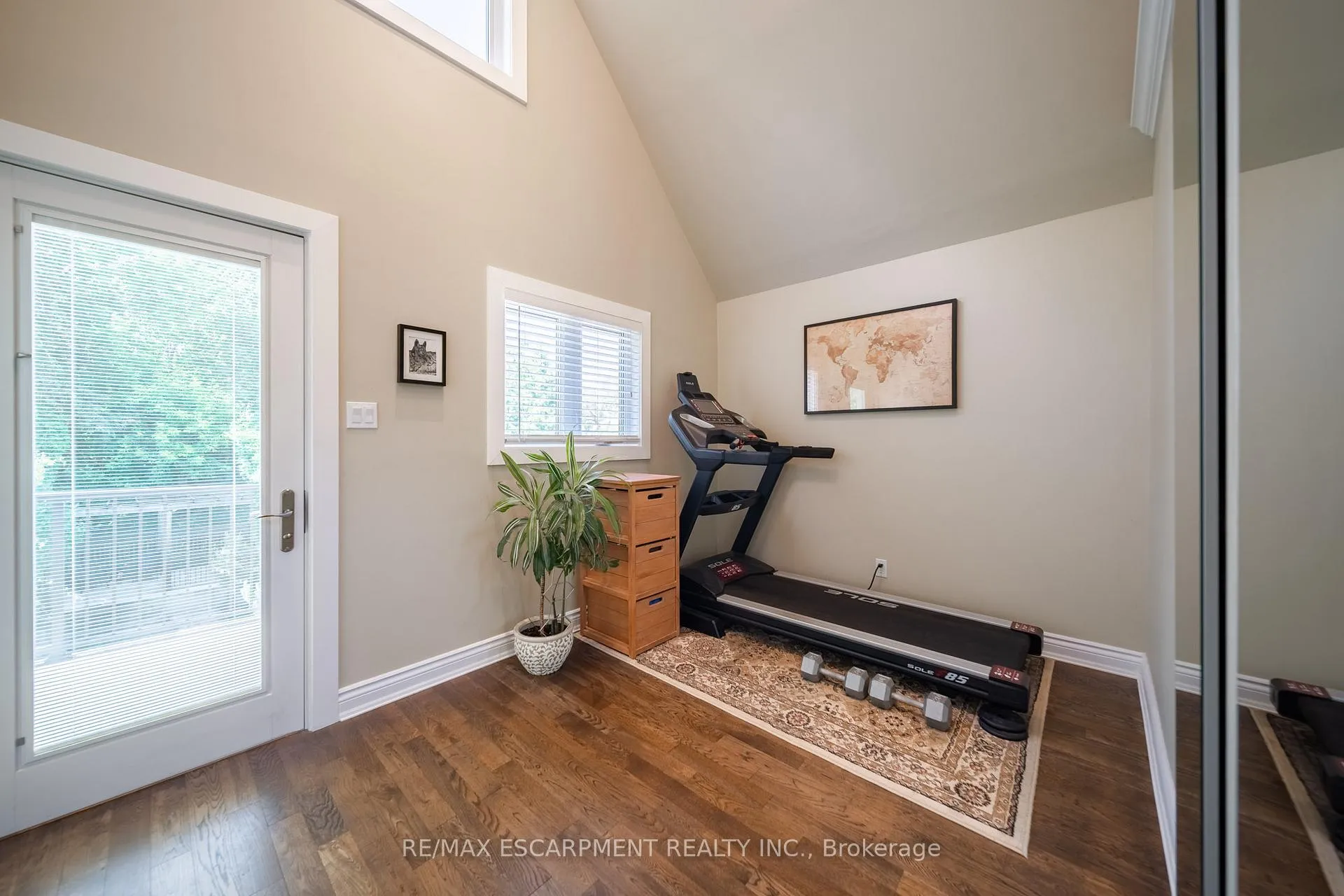 Photo 33 of 225 Oakmount Road, Toronto, High Park North — HOMEH