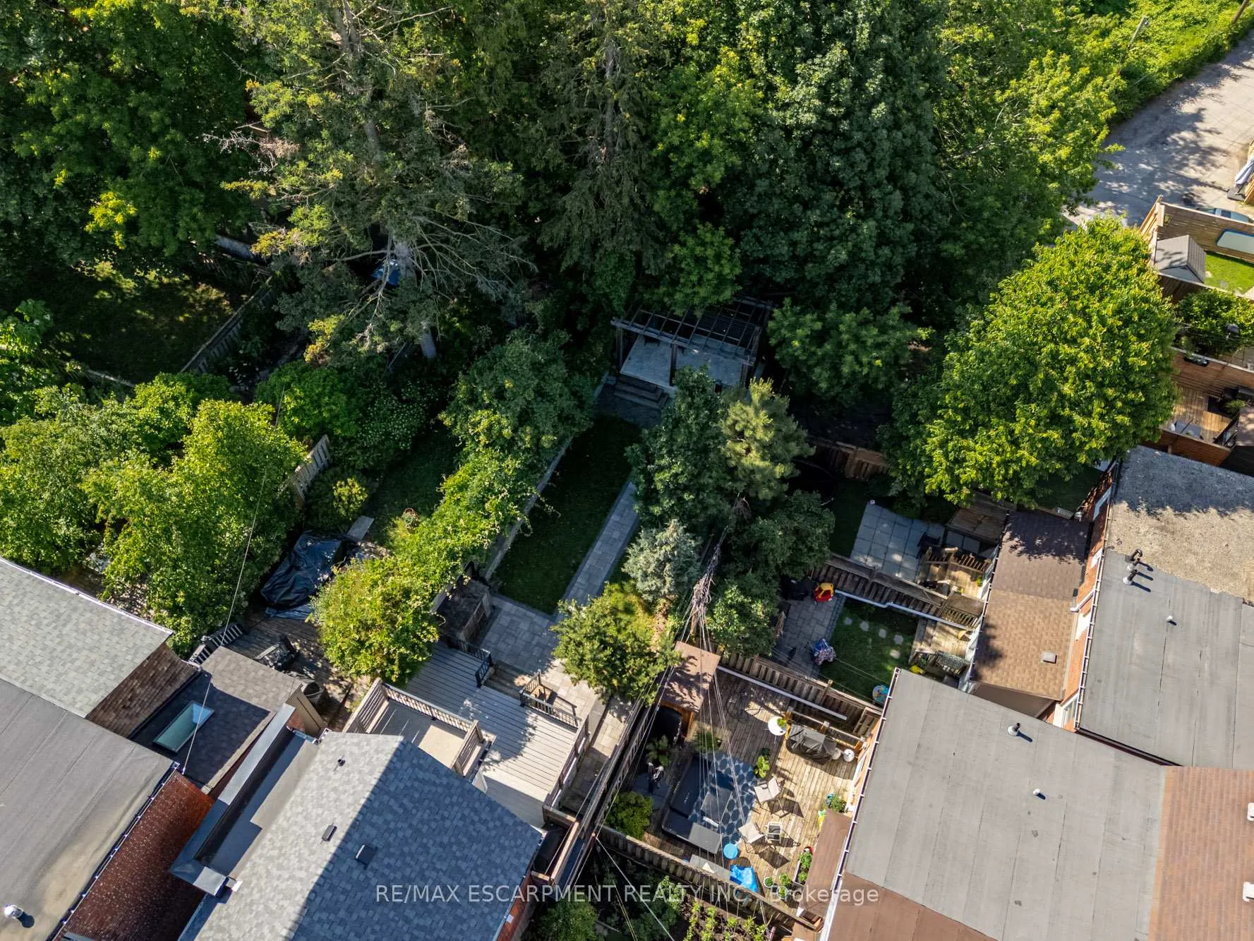 Photo 48 of 225 Oakmount Road, Toronto, High Park North — HOMEH