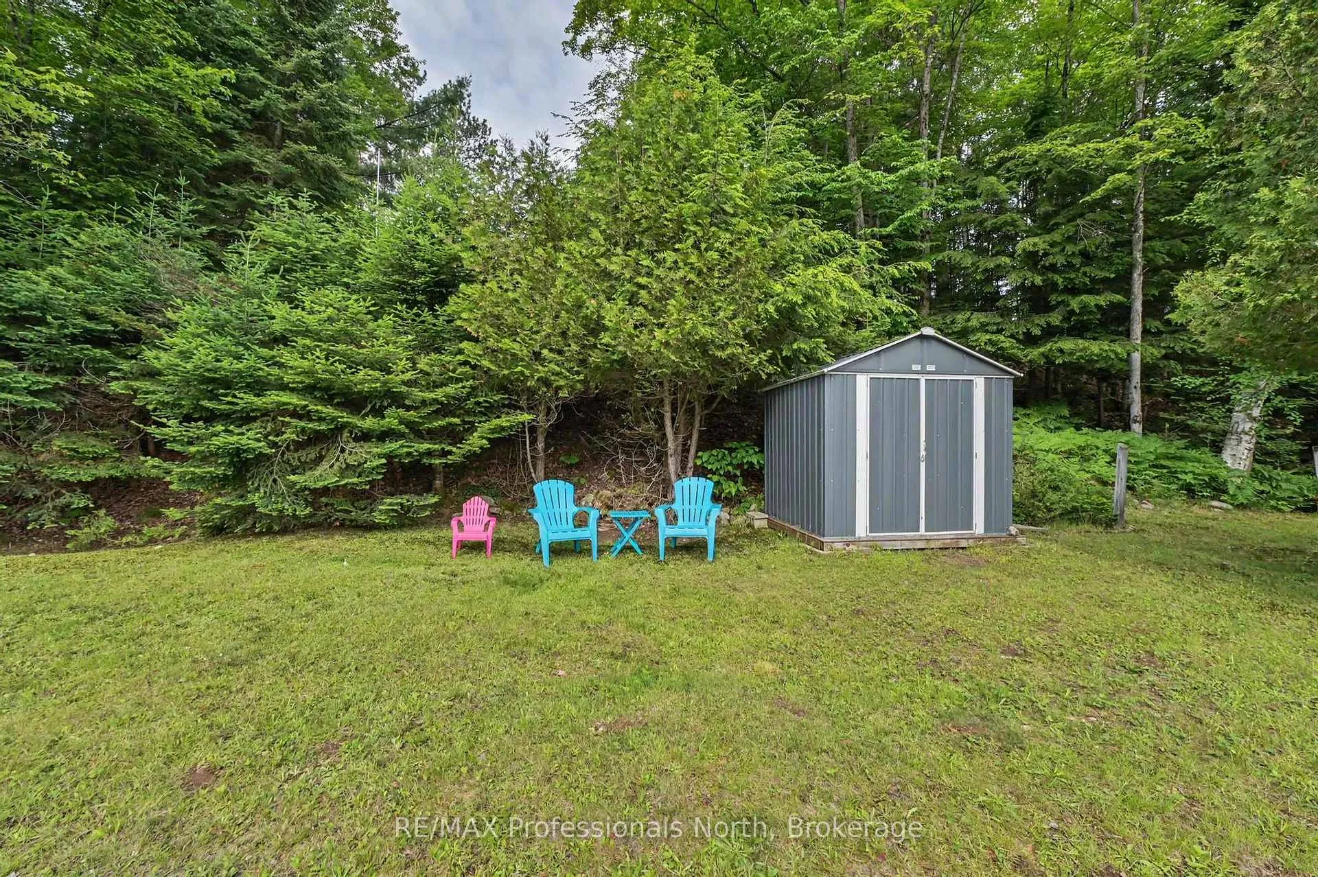 Photo 30 of 3701 Gelert Road, Minden Hills, Snowdon — HOMEH