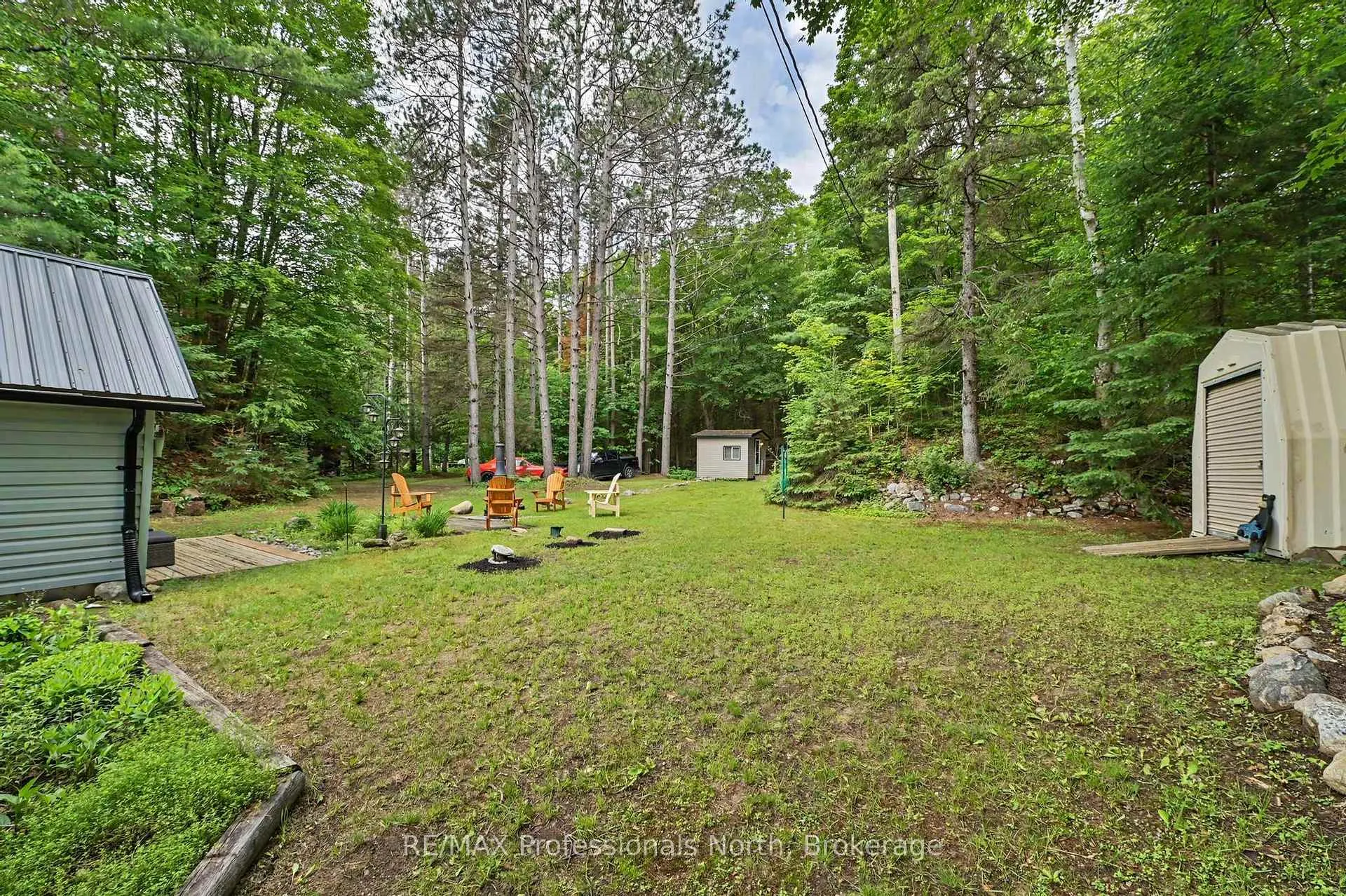 Photo 35 of 3701 Gelert Road, Minden Hills, Snowdon — HOMEH