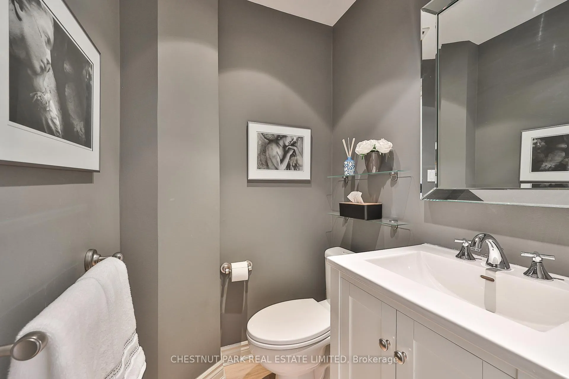 Photo 12 of 60 Alcorn Avenue, Toronto, Yonge-St. Clair — HOMEH
