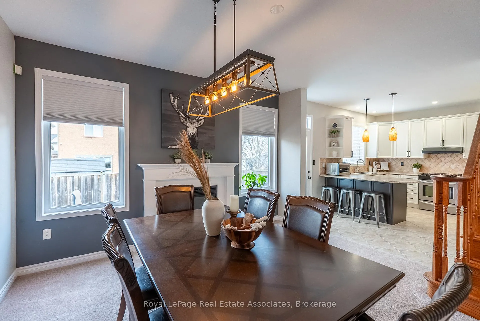 Photo 10 of 46 Dehaviland Crescent, Brampton, Credit Valley — HOMEH