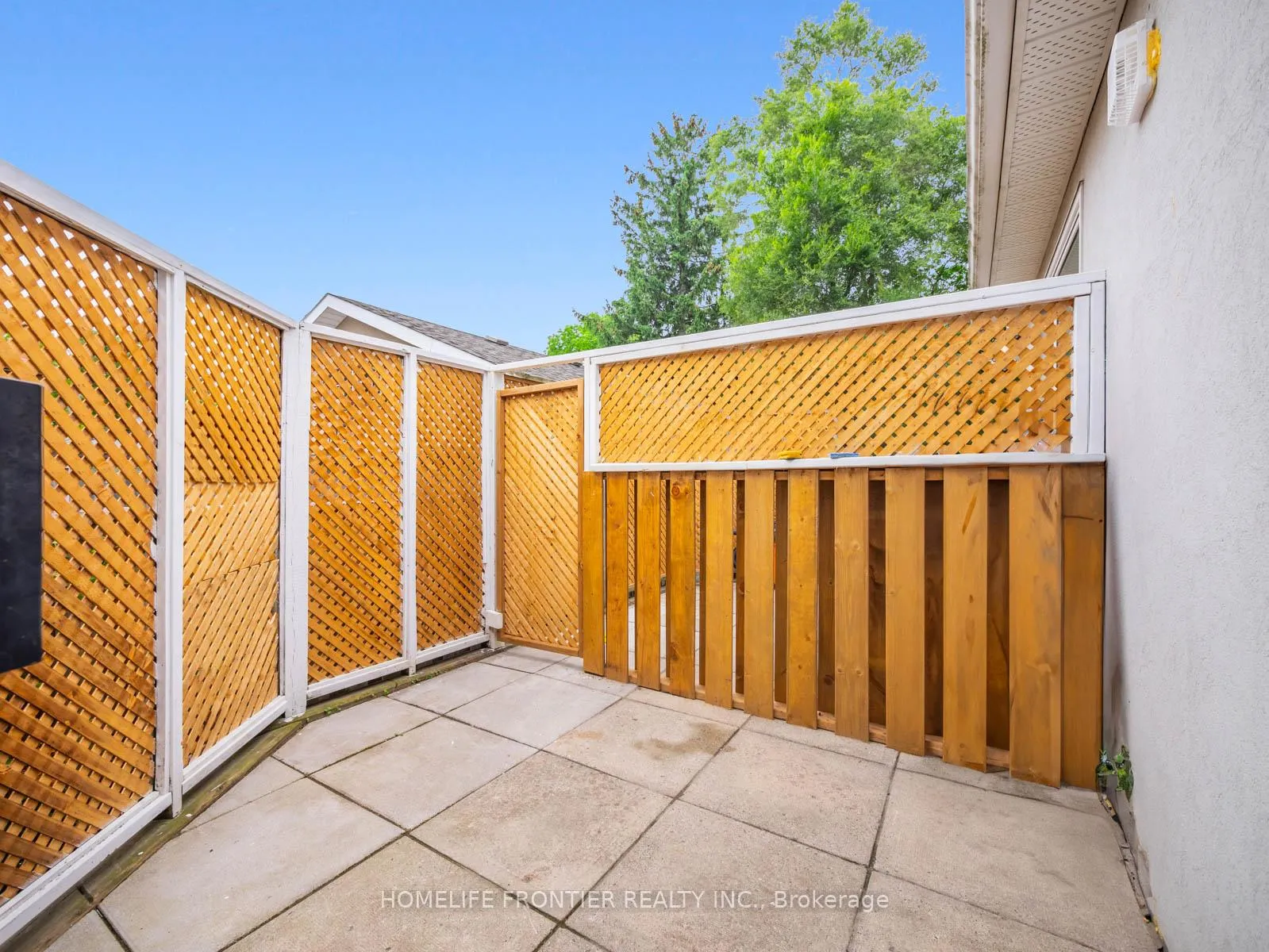 Photo 9 of Unit 2, 12 Gibson Avenue, Etobicoke, Thistletown-Beaumonde Heights — HOMEH