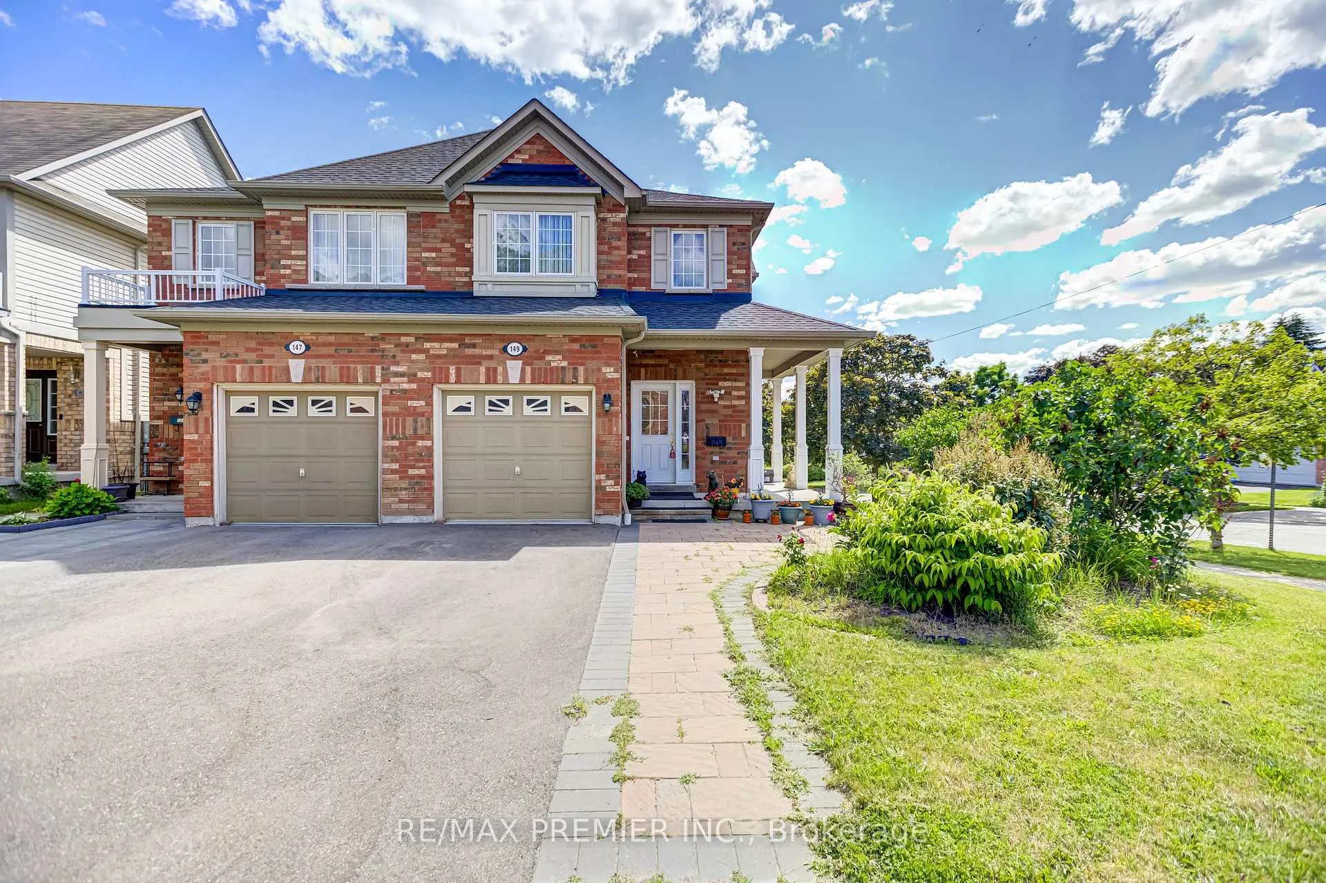 Photo 2 of 149 Ducatel Crescent, Ajax, Central — HOMEH