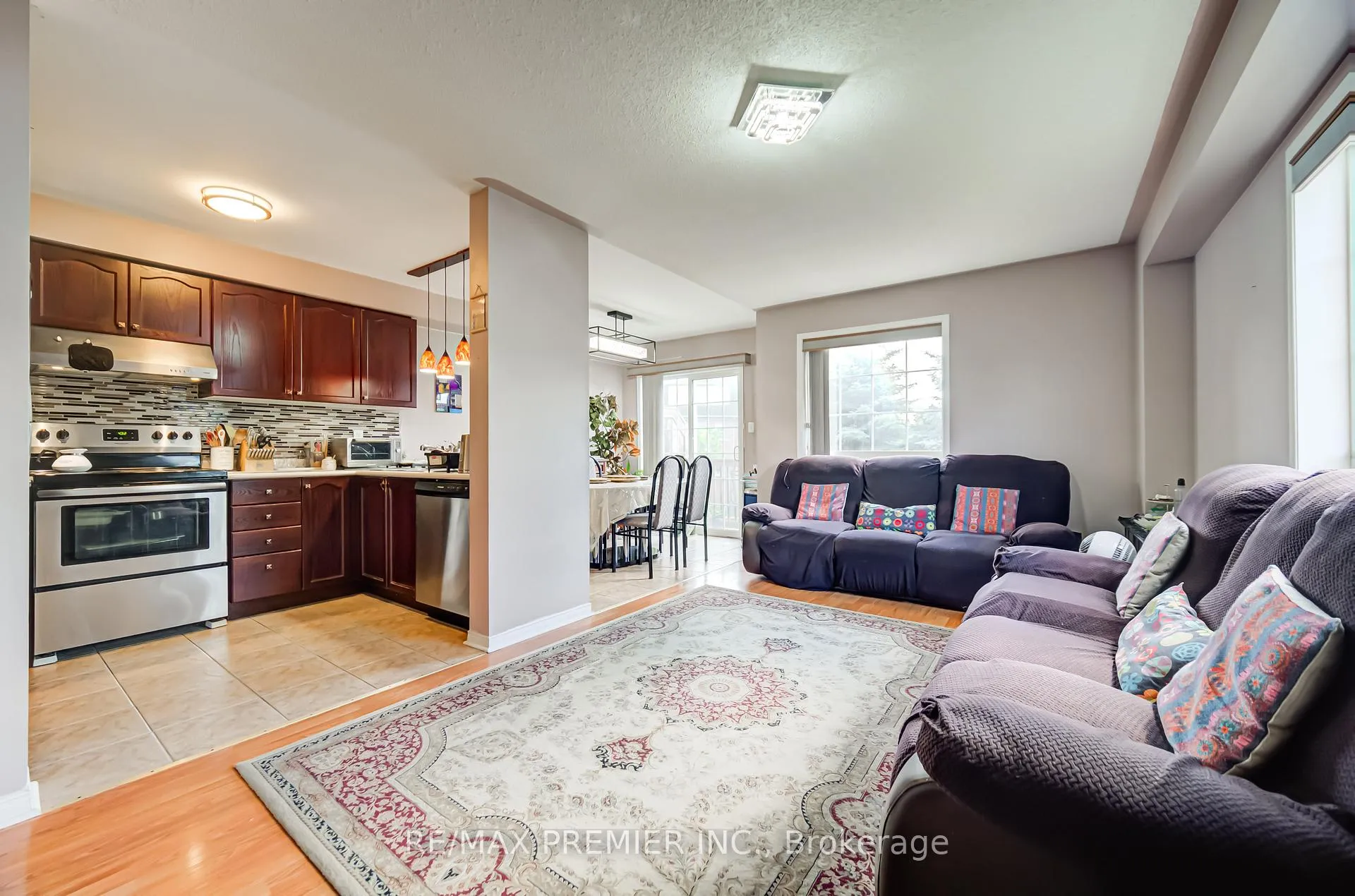 Photo 18 of 149 Ducatel Crescent, Ajax, Central — HOMEH