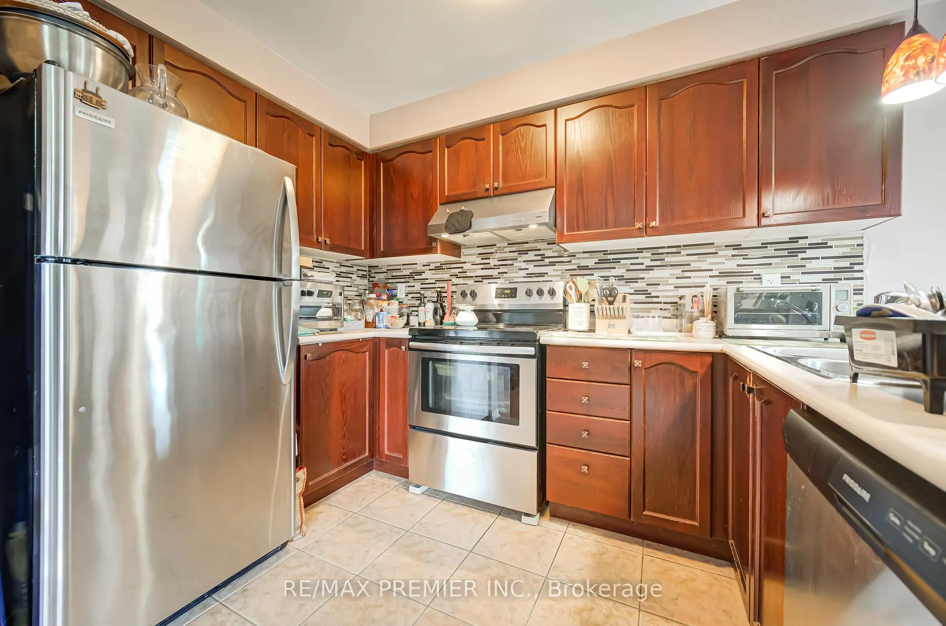Photo 23 of 149 Ducatel Crescent, Ajax, Central — HOMEH