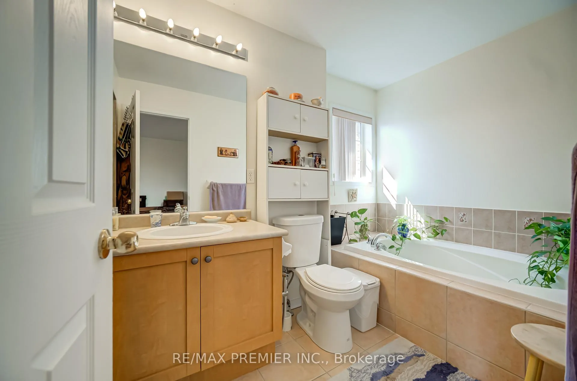 Photo 28 of 149 Ducatel Crescent, Ajax, Central — HOMEH