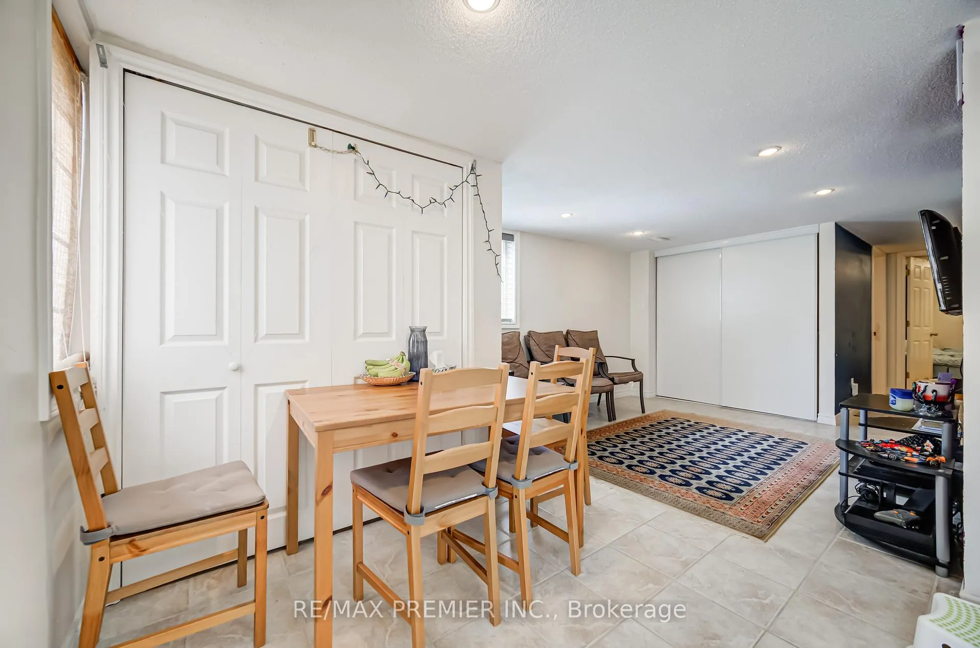 Photo 37 of 149 Ducatel Crescent, Ajax, Central — HOMEH