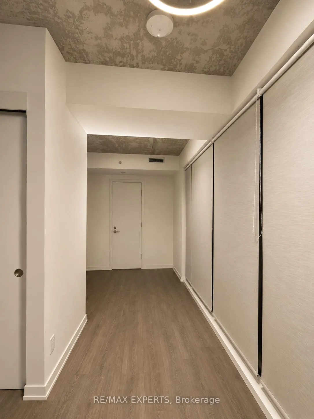 Photo 8 of Unit 530, 161 Roehampton Avenue, Toronto, Mount Pleasant West — HOMEH