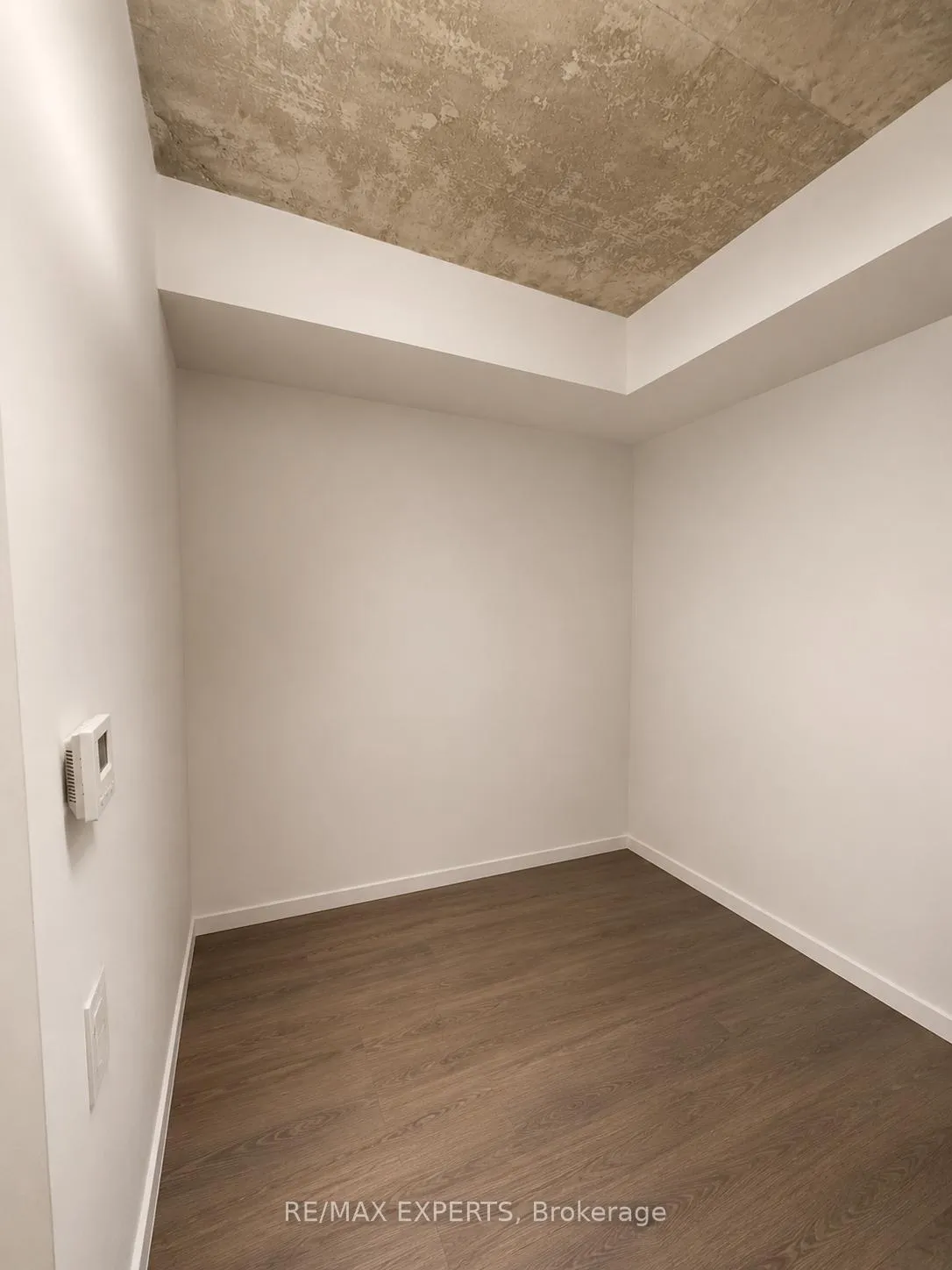 Photo 10 of Unit 530, 161 Roehampton Avenue, Toronto, Mount Pleasant West — HOMEH