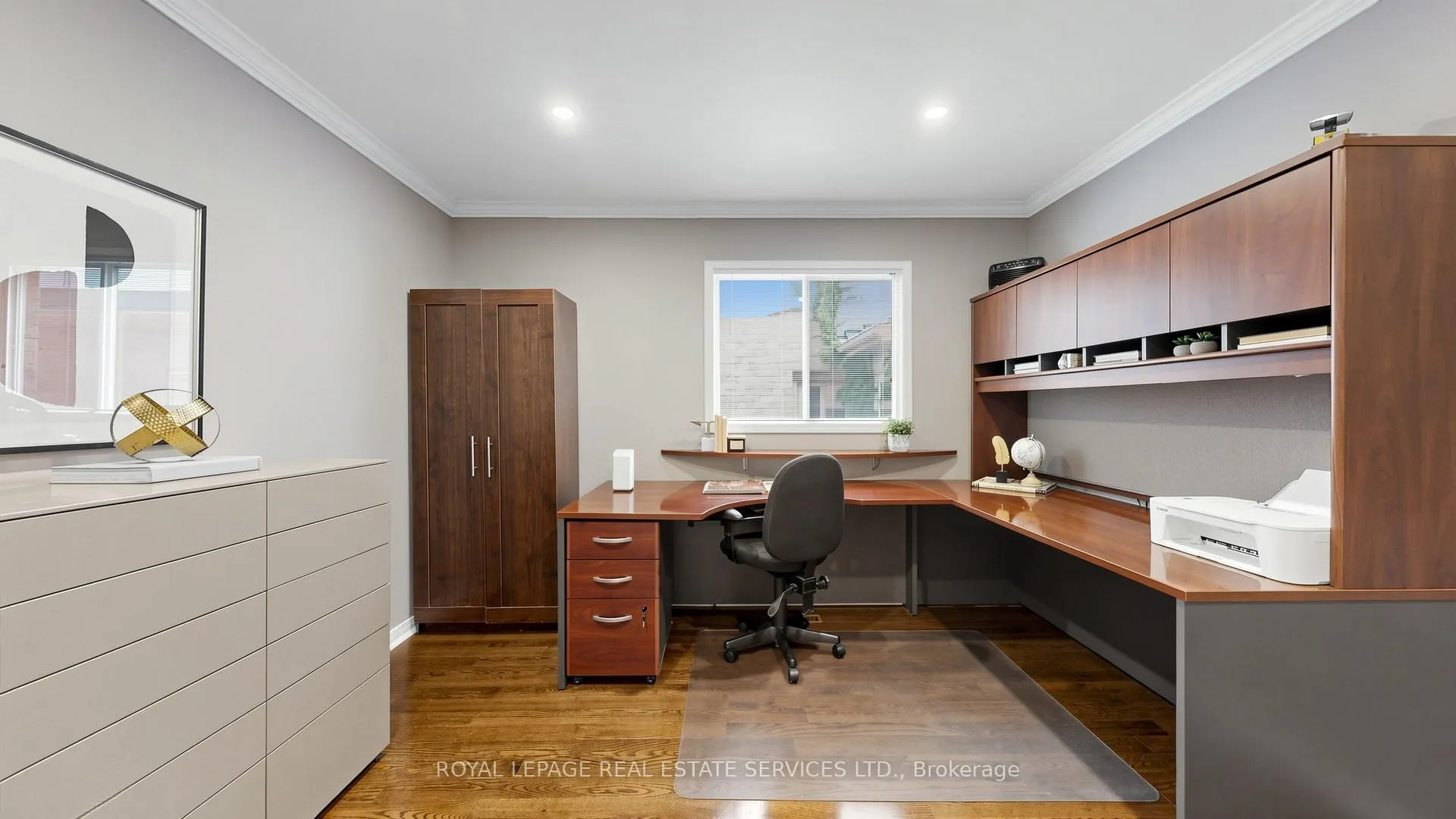 Photo 11 of 15 Maxwell Court, Vaughan, Uplands — HOMEH
