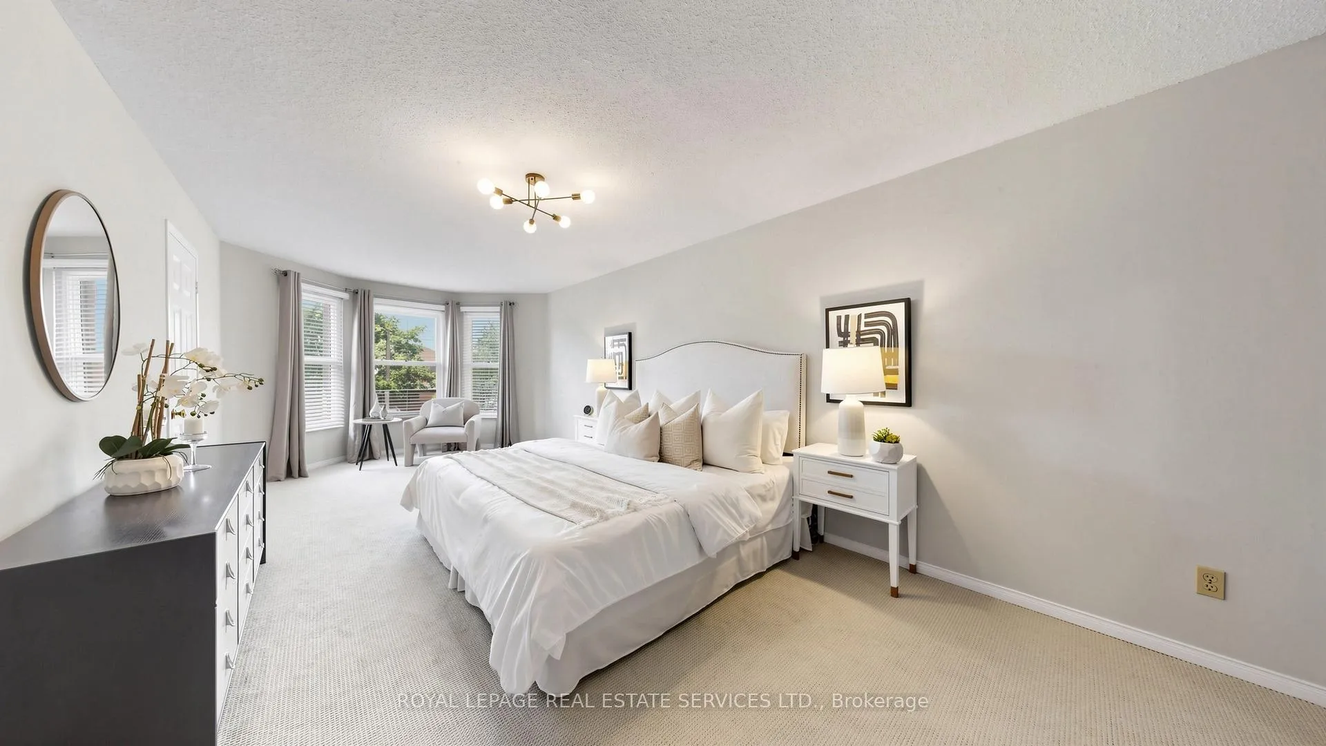Photo 14 of 15 Maxwell Court, Vaughan, Uplands — HOMEH