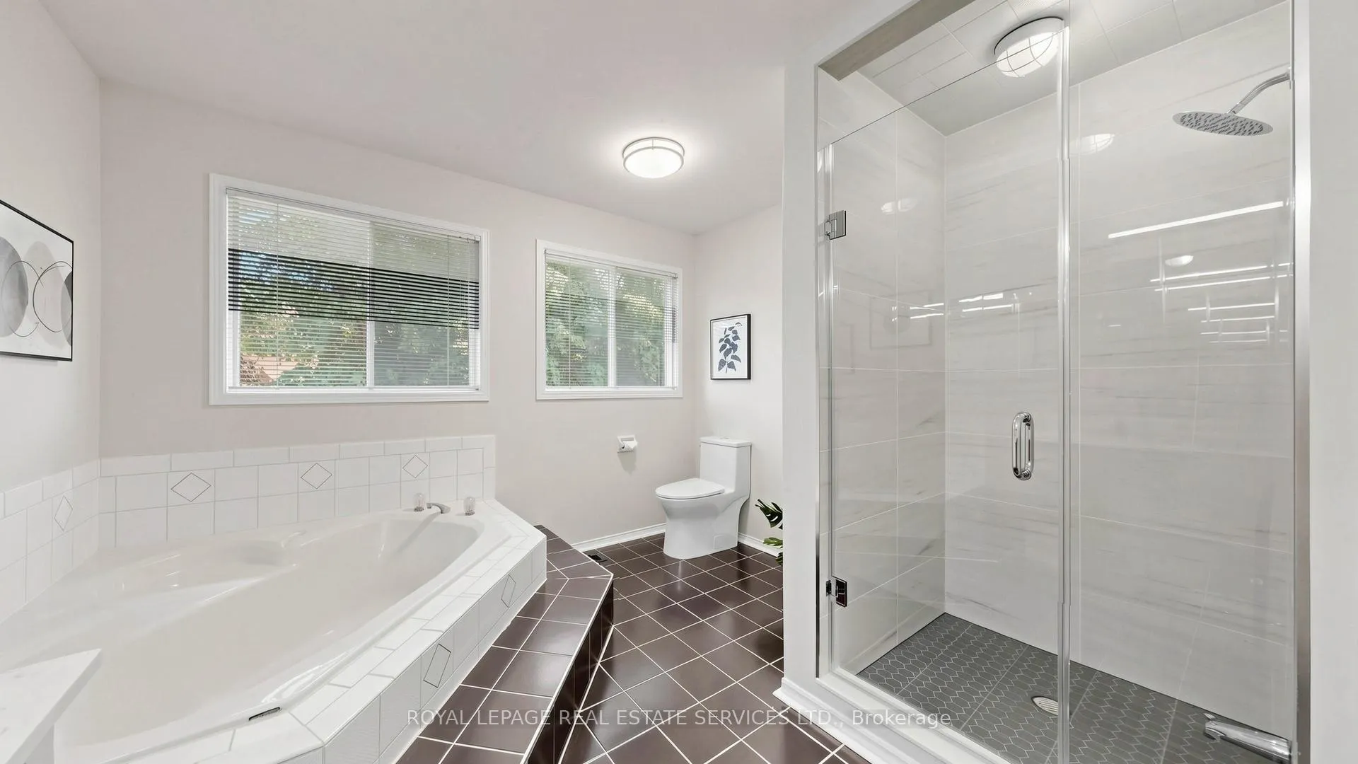 Photo 16 of 15 Maxwell Court, Vaughan, Uplands — HOMEH
