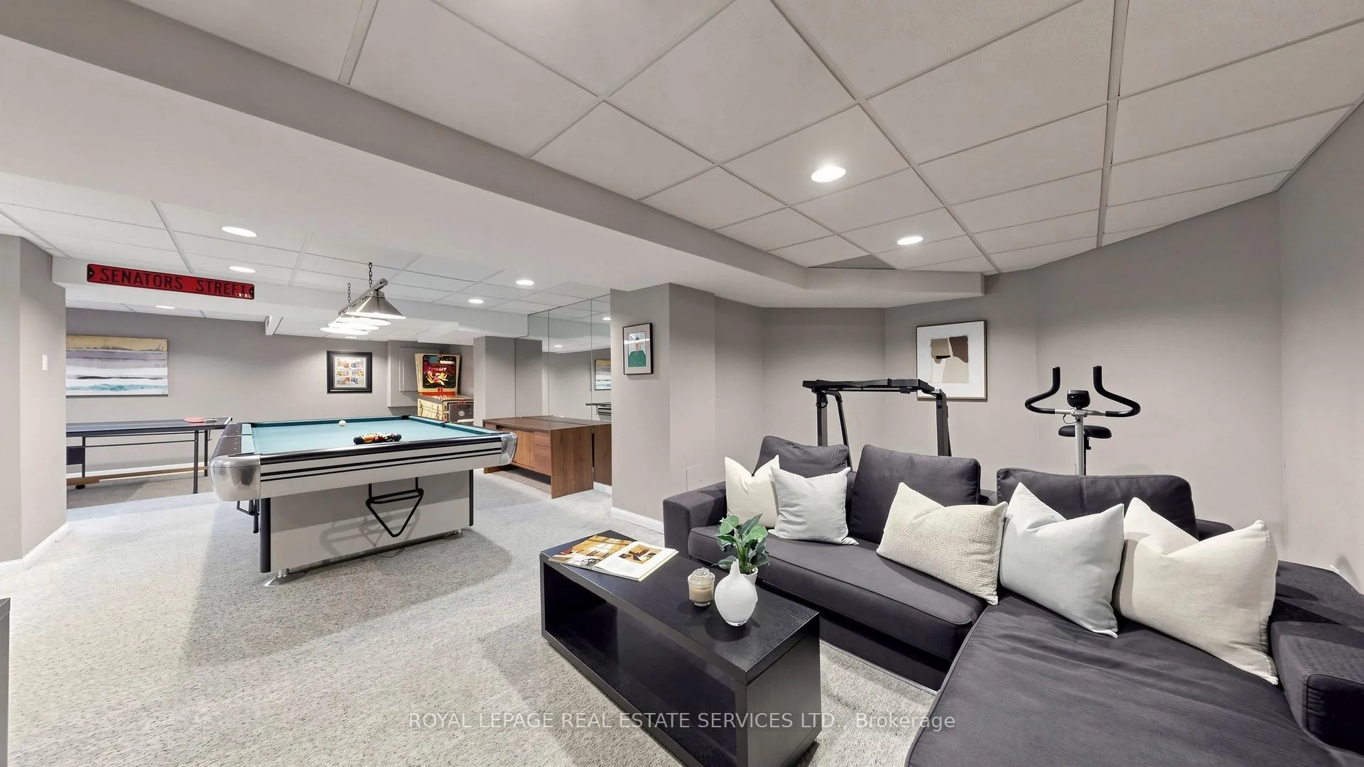 Photo 23 of 15 Maxwell Court, Vaughan, Uplands — HOMEH
