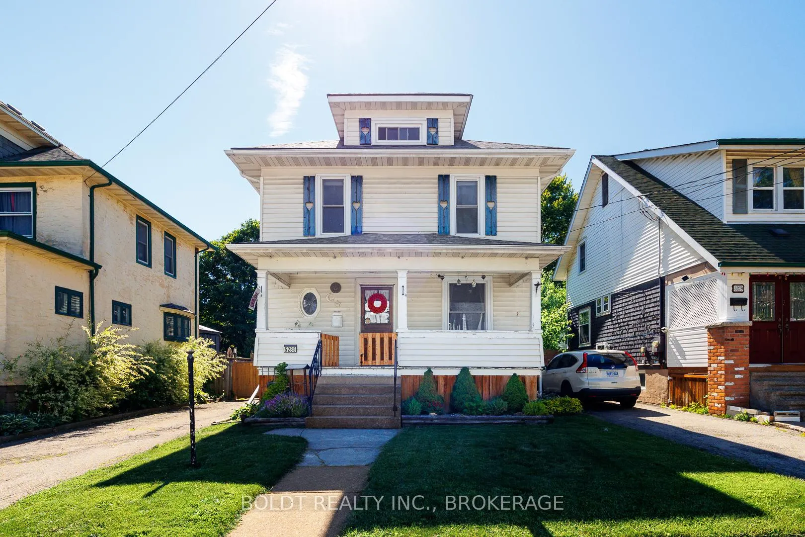 Photo 2 of 5285 Third Avenue, Niagara Falls, Cherrywood — HOMEH