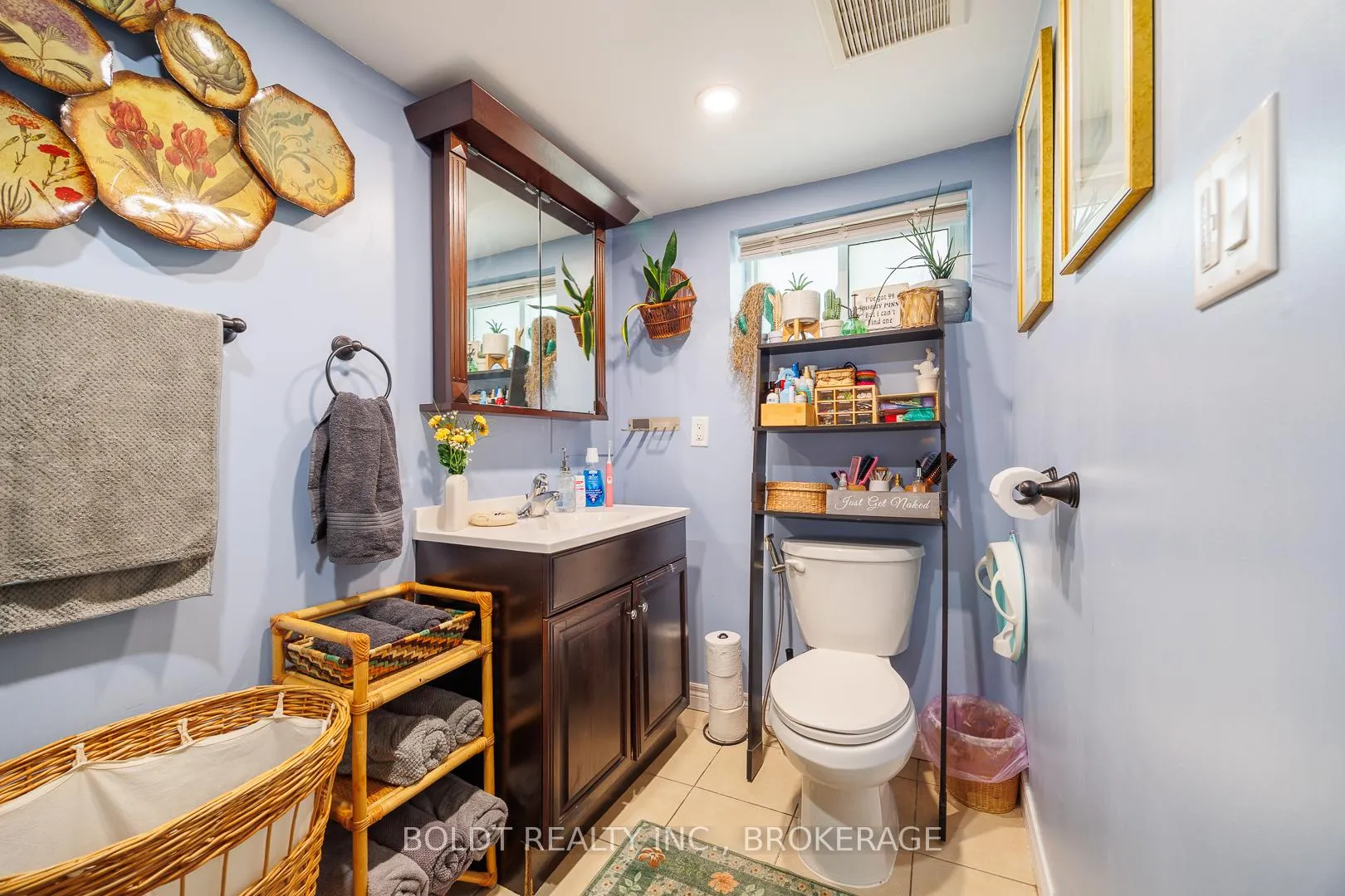 Photo 19 of 5285 Third Avenue, Niagara Falls, Cherrywood — HOMEH