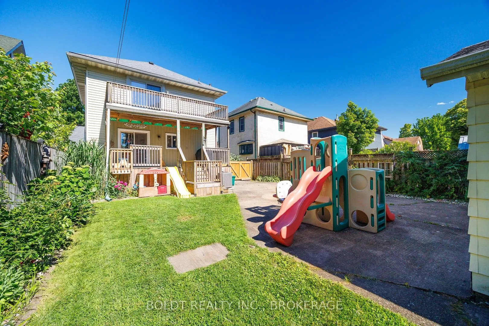 Photo 24 of 5285 Third Avenue, Niagara Falls, Cherrywood — HOMEH