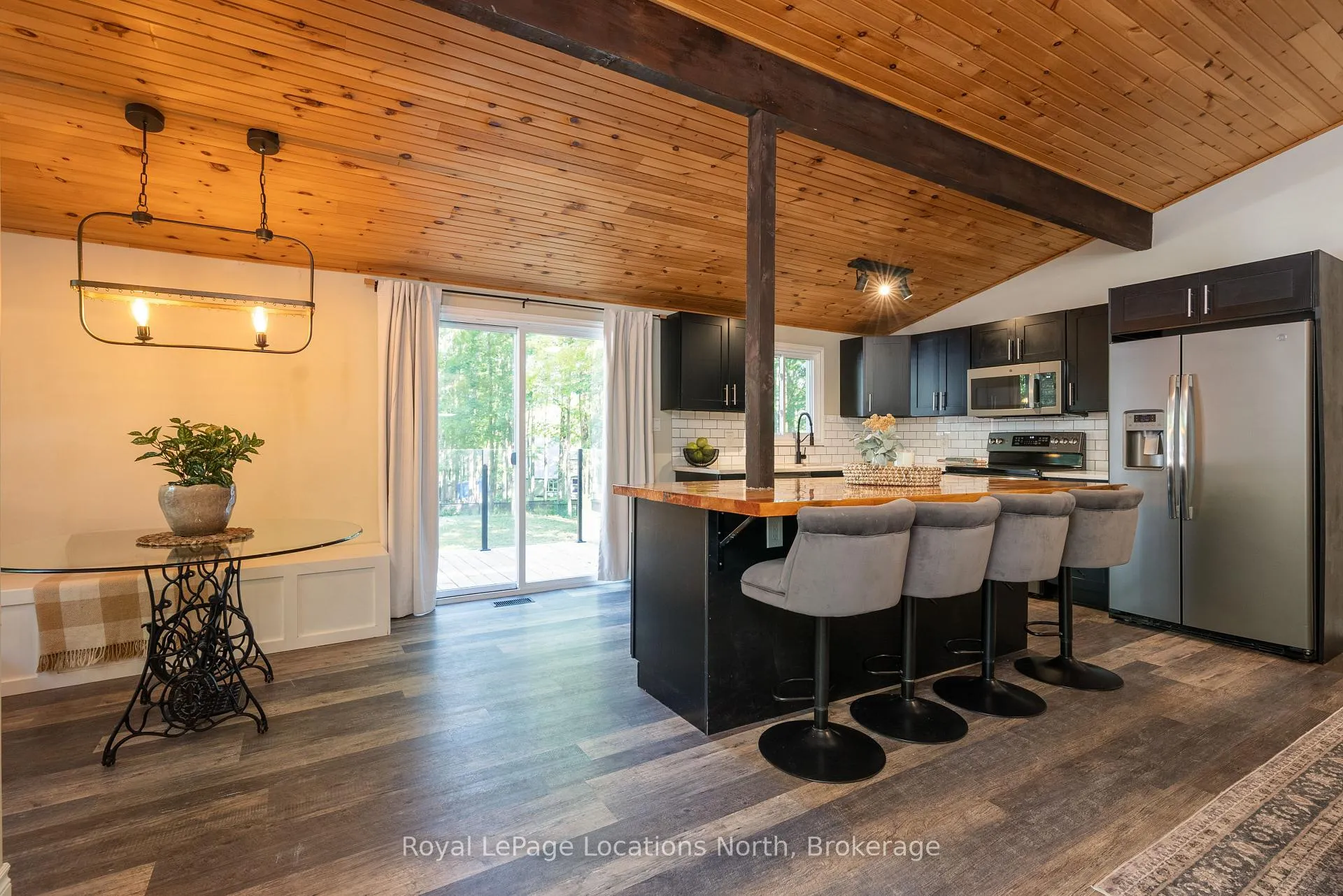 Photo 17 of 74 Slalom Drive, Oro-Medonte, Rural Oro-Medonte — HOMEH