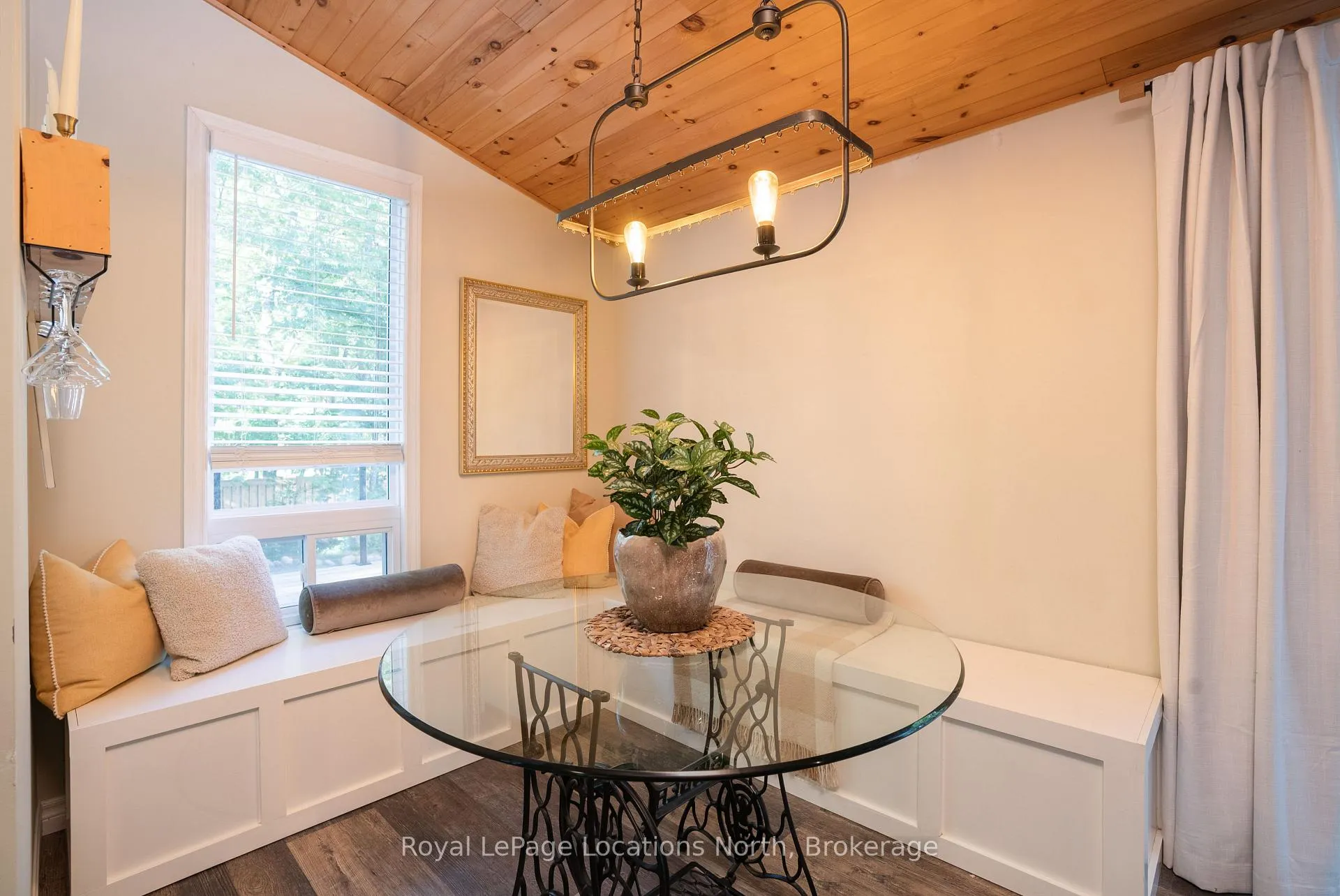 Photo 21 of 74 Slalom Drive, Oro-Medonte, Rural Oro-Medonte — HOMEH