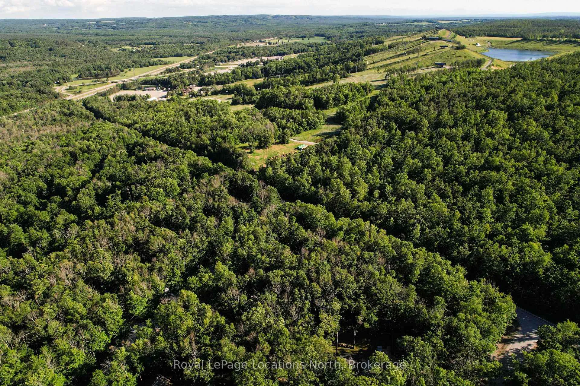 Photo 45 of 74 Slalom Drive, Oro-Medonte, Rural Oro-Medonte — HOMEH