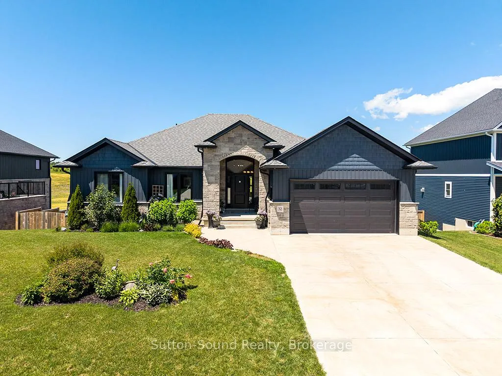 Photo 1 of 32 Chestnut Hill Crescent, Arran-Elderslie — HOMEH