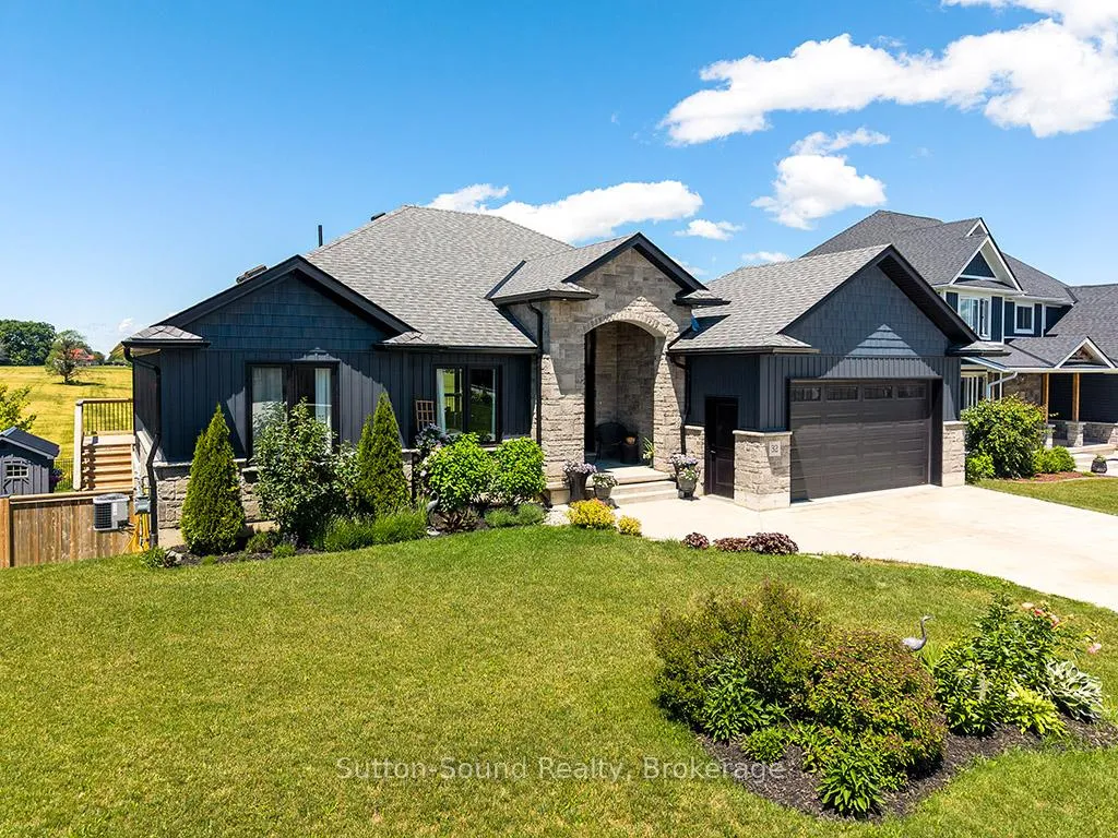 Photo 7 of 32 Chestnut Hill Crescent, Arran-Elderslie — HOMEH