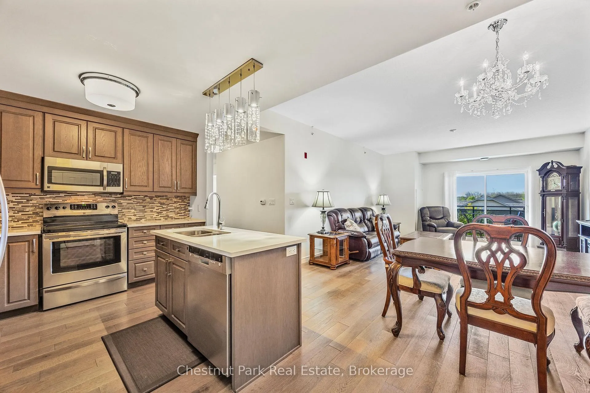 Photo 8 of Unit 304, 1 Chamberlain Crescent, Collingwood — HOMEH