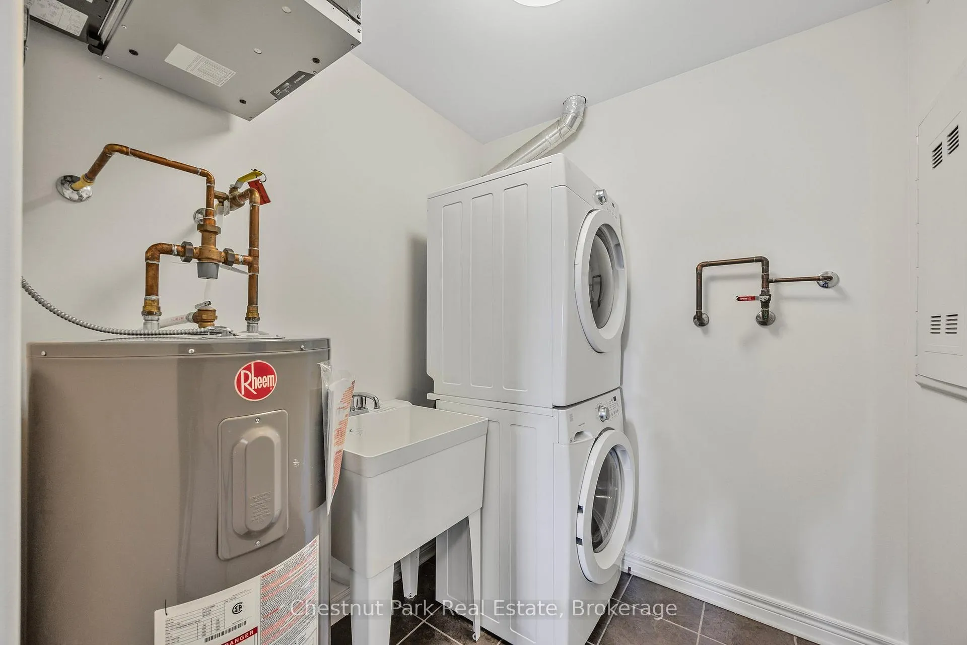 Photo 35 of Unit 304, 1 Chamberlain Crescent, Collingwood — HOMEH