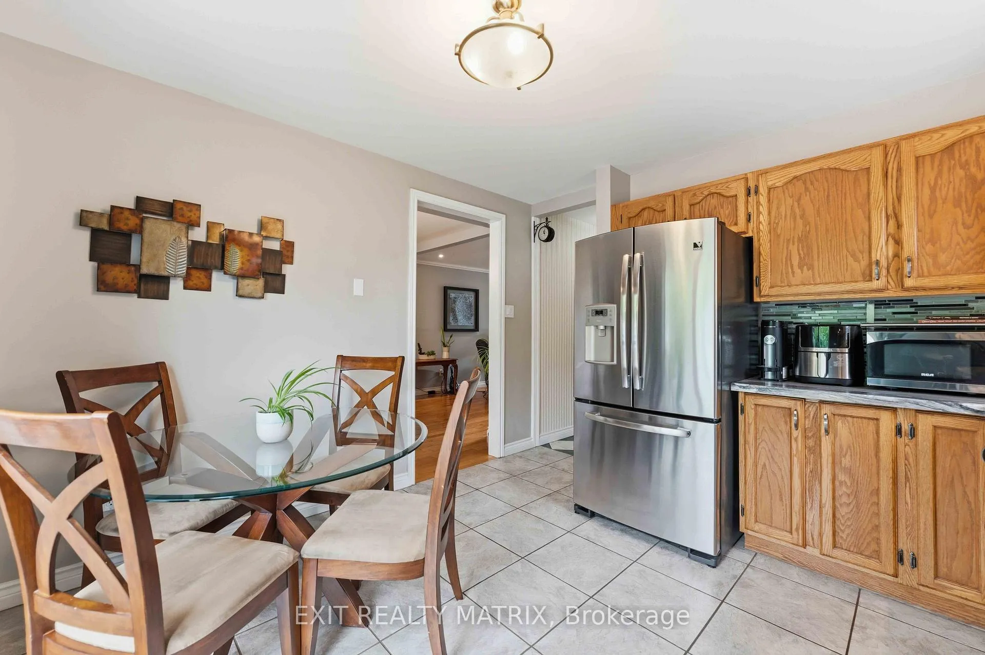 Photo 10 of 6582 Richer Drive, Ottawa, Chateauneuf — HOMEH