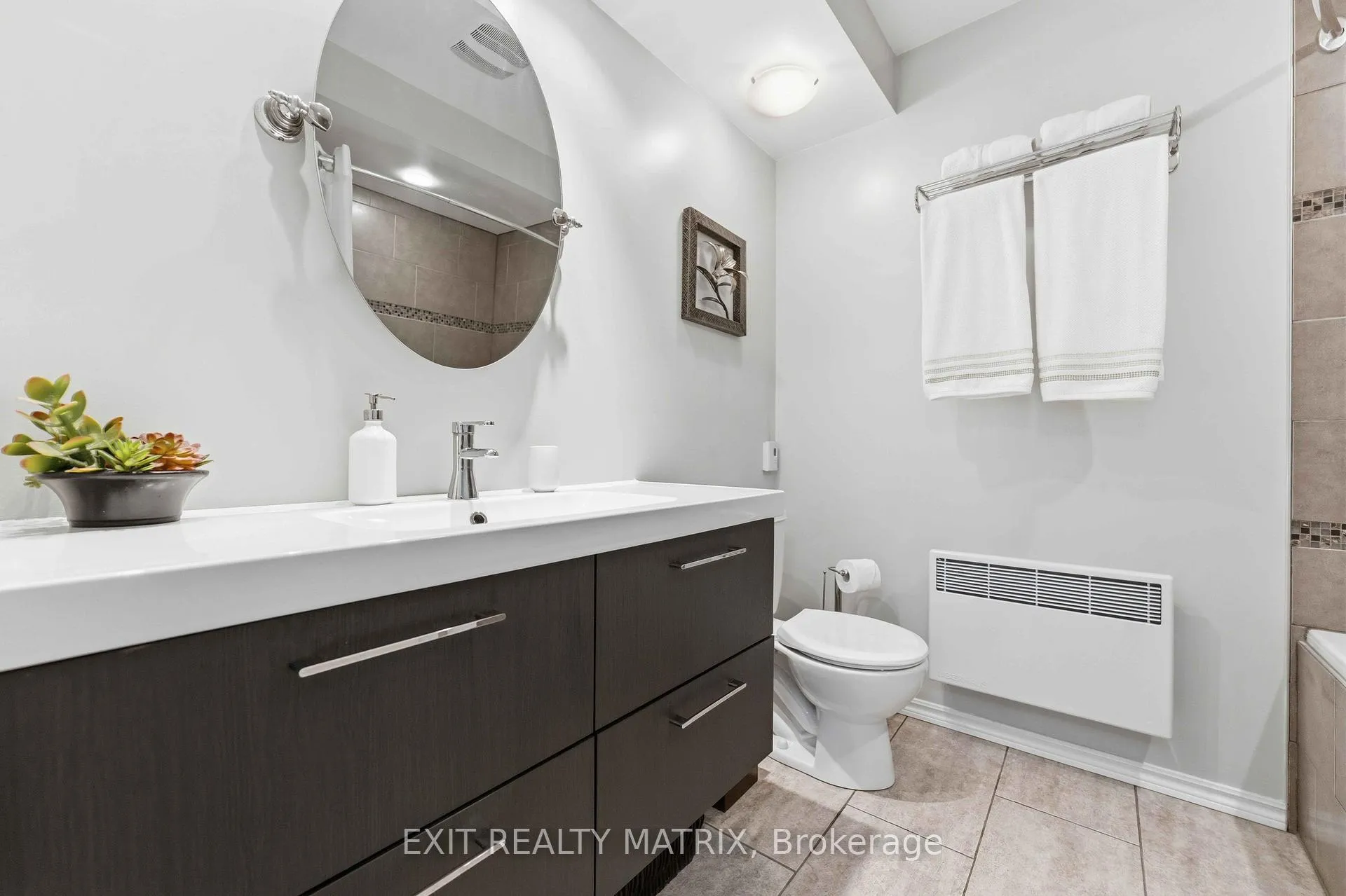 Photo 26 of 6582 Richer Drive, Ottawa, Chateauneuf — HOMEH
