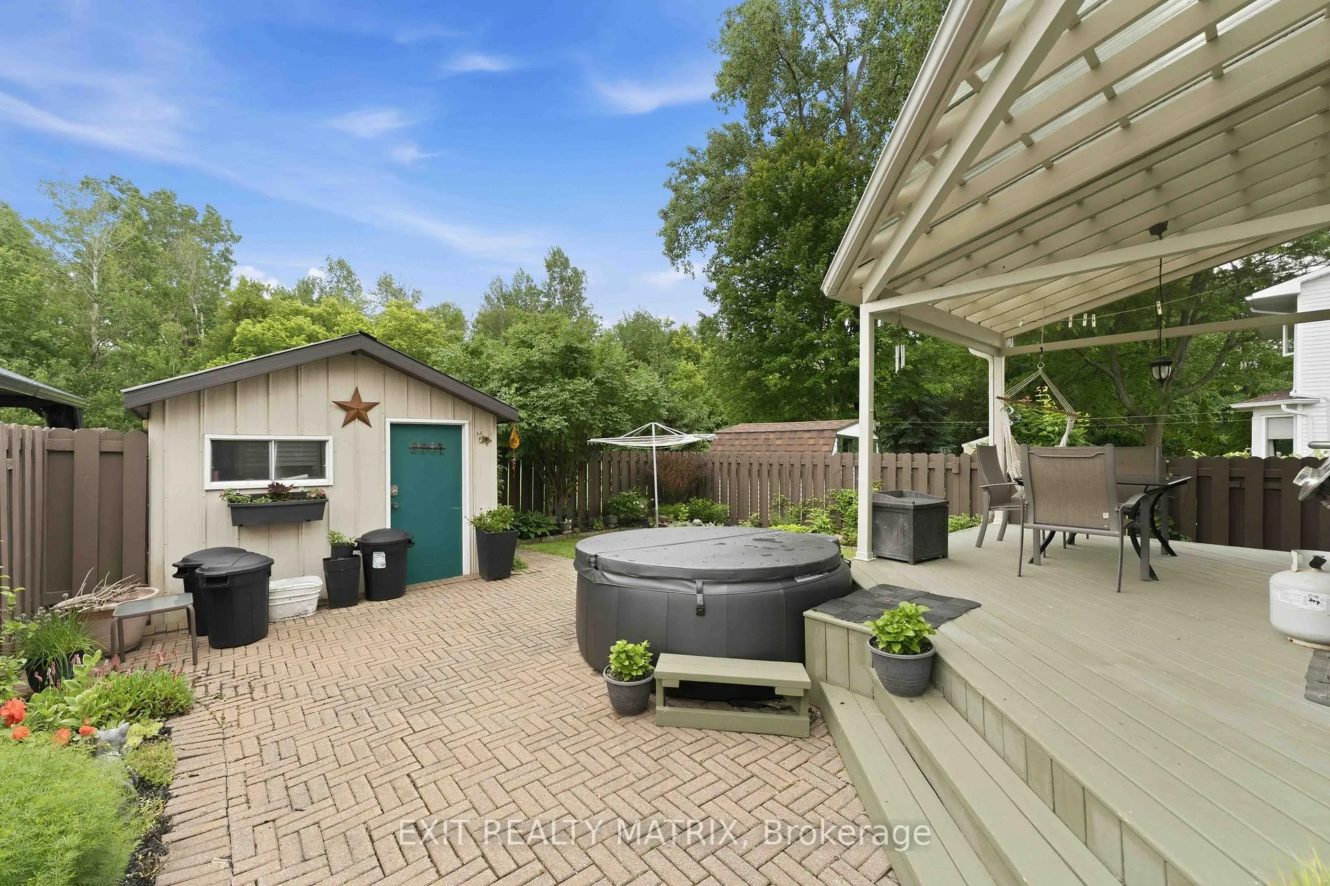 Photo 33 of 6582 Richer Drive, Ottawa, Chateauneuf — HOMEH