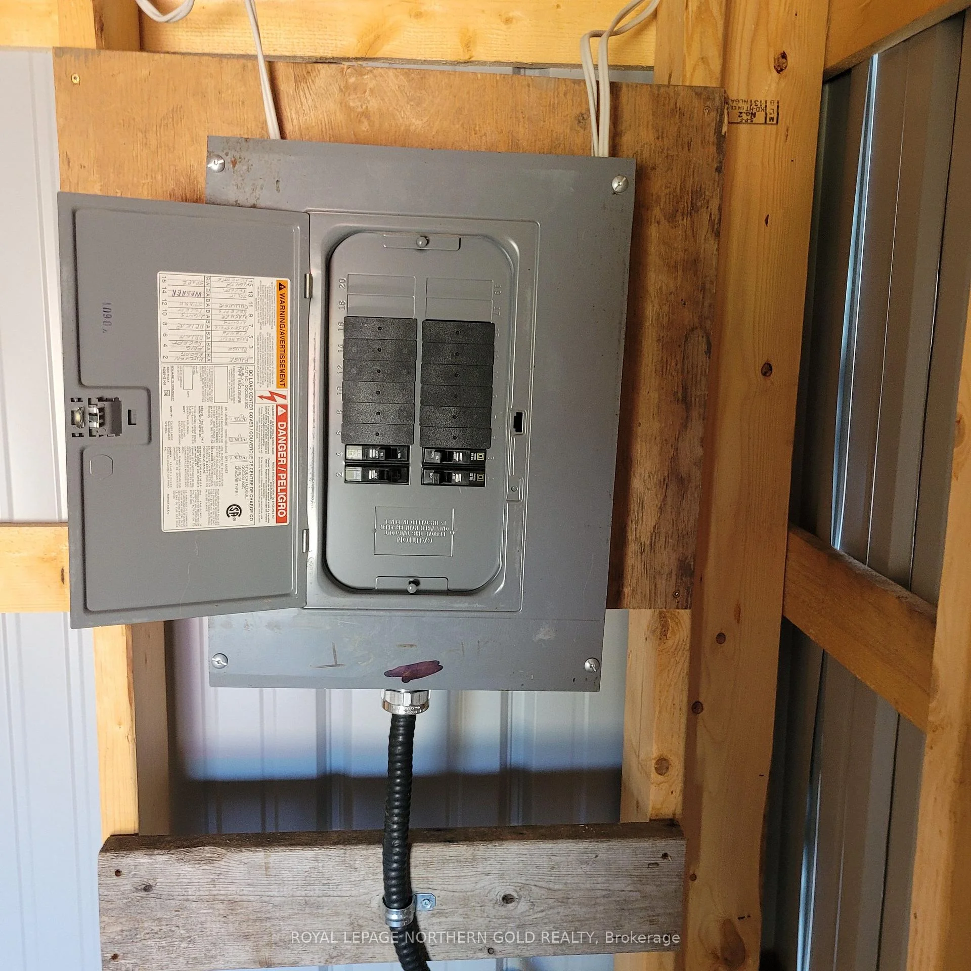 Photo 16 of 61 Eighth Avenue, Kirkland Lake, Larder Lake — HOMEH