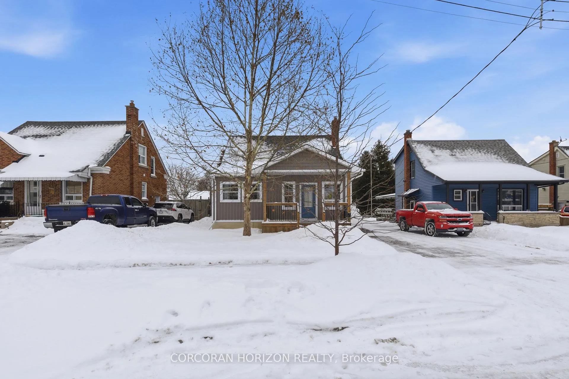 Photo 2 of 358 Clifton Road, Kitchener — HOMEH