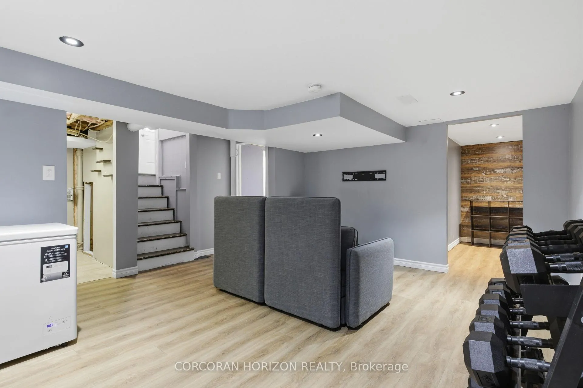 Photo 30 of 358 Clifton Road, Kitchener — HOMEH