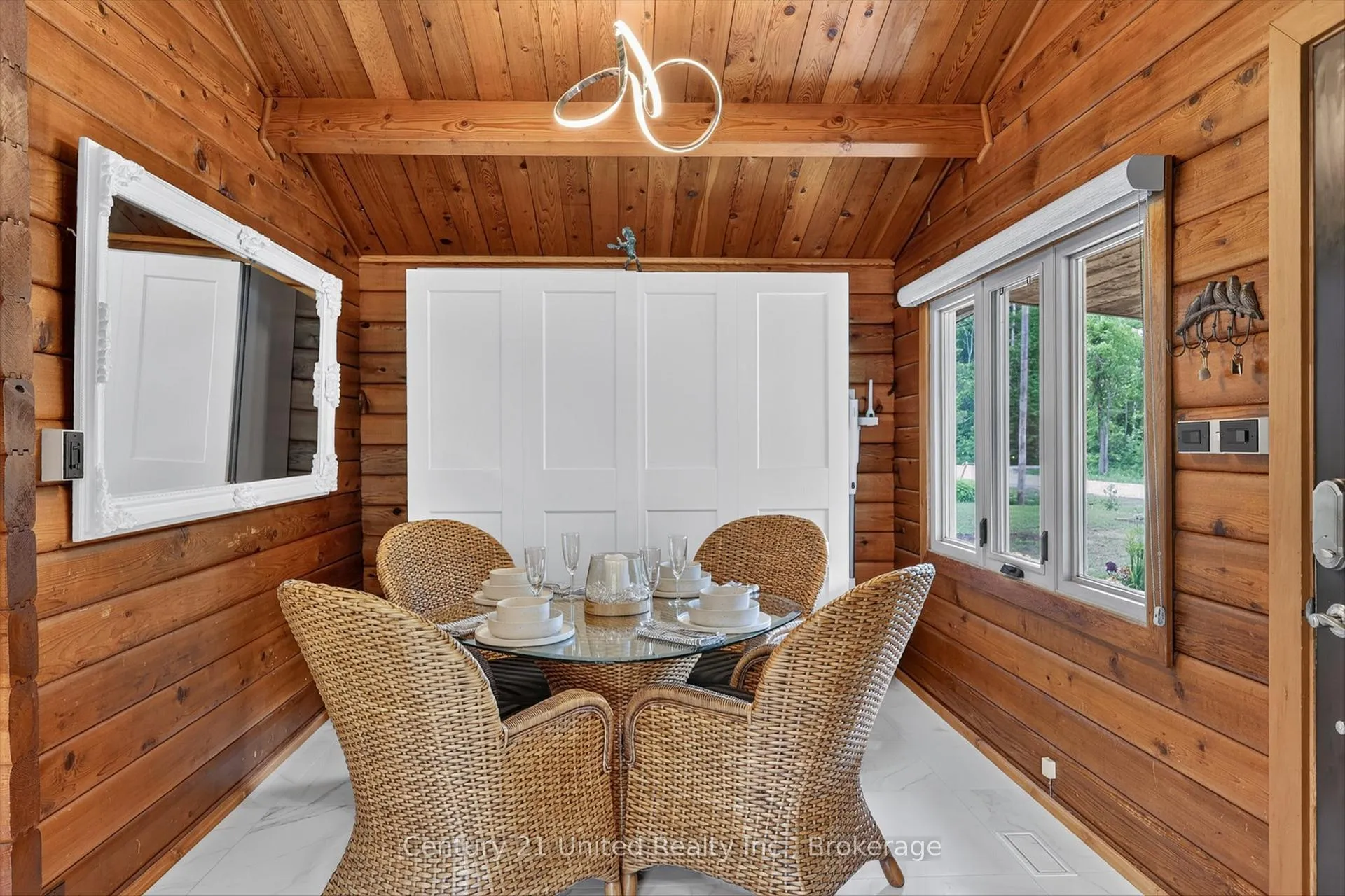 Photo 6 of 3400 Juniper Point Road, Selwyn — HOMEH