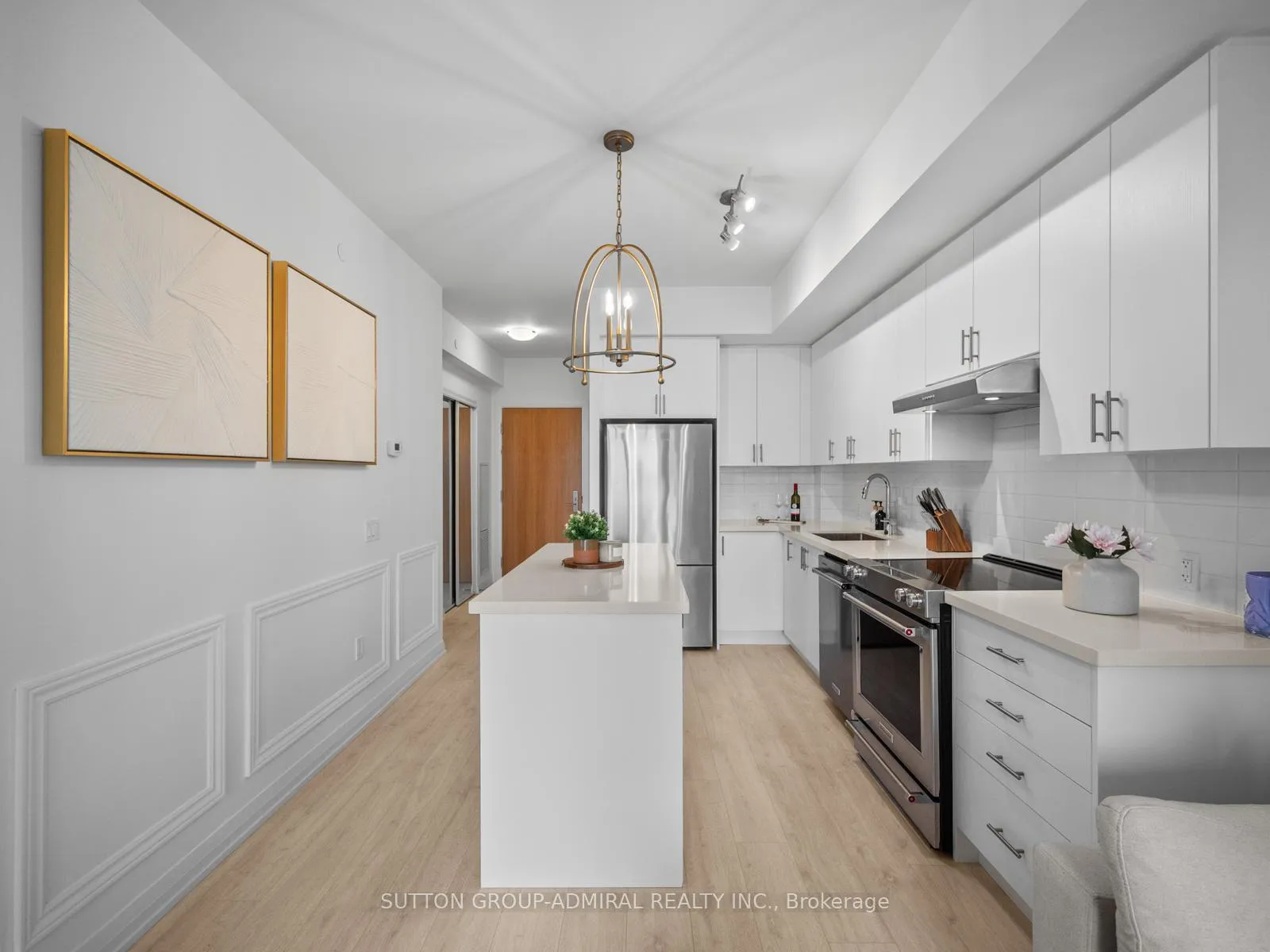 Photo 1 of Unit 2116, 8960 Jane Street, Vaughan, Vellore Village — HOMEH