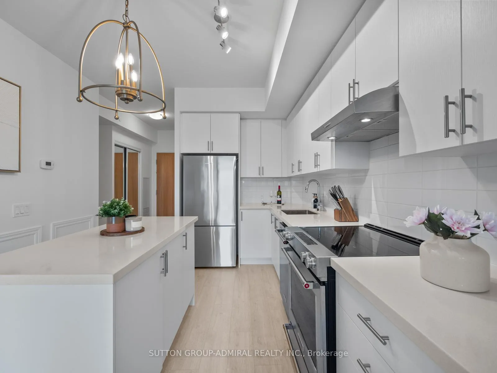 Photo 7 of Unit 2116, 8960 Jane Street, Vaughan, Vellore Village — HOMEH