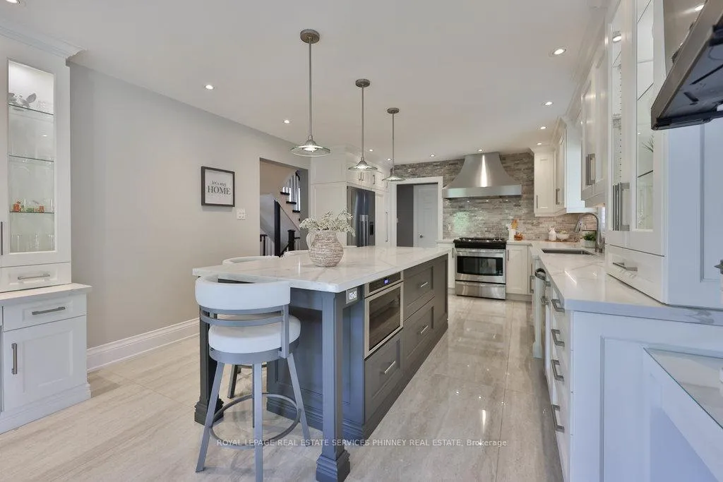 Photo 13 of 1165 Jeff Drive, Oakville, Clearview — HOMEH