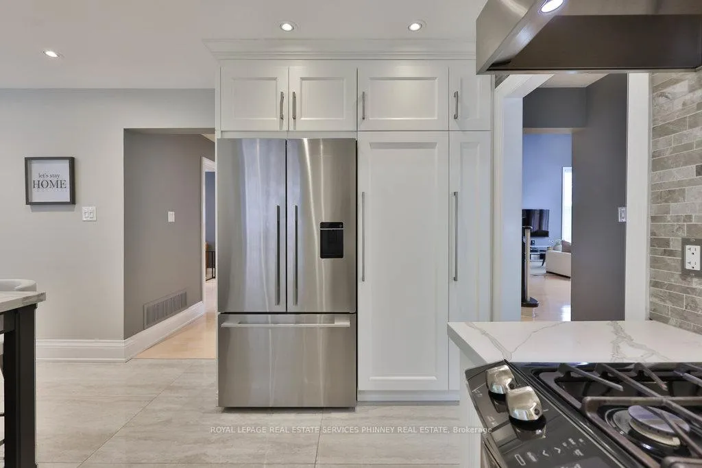 Photo 14 of 1165 Jeff Drive, Oakville, Clearview — HOMEH