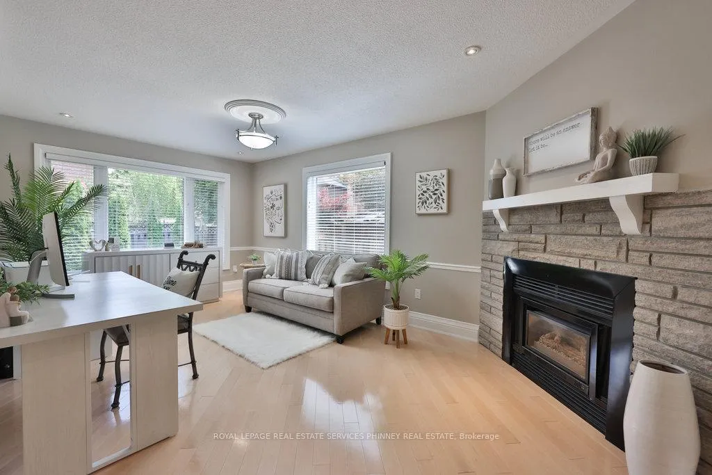 Photo 19 of 1165 Jeff Drive, Oakville, Clearview — HOMEH