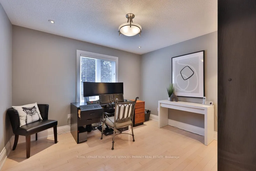 Photo 21 of 1165 Jeff Drive, Oakville, Clearview — HOMEH