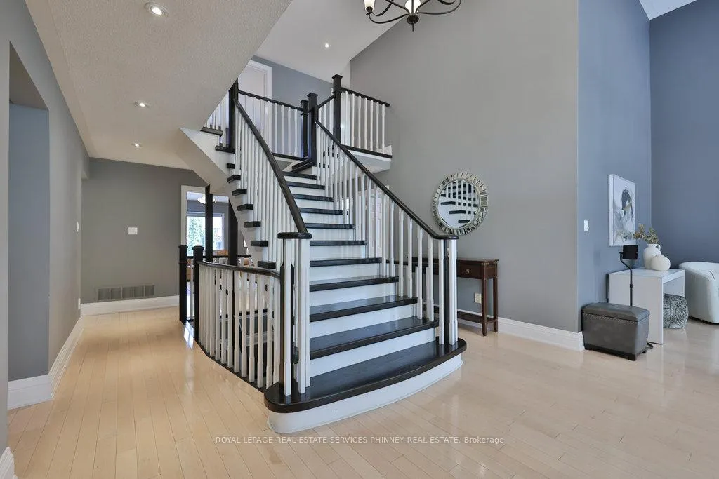 Photo 23 of 1165 Jeff Drive, Oakville, Clearview — HOMEH