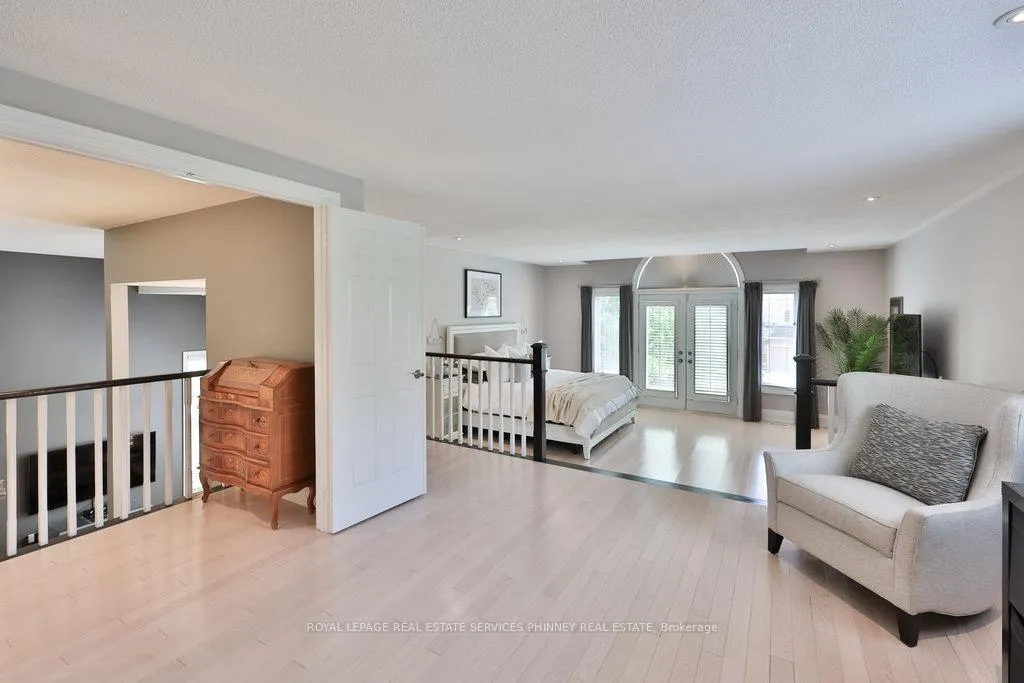 Photo 24 of 1165 Jeff Drive, Oakville, Clearview — HOMEH