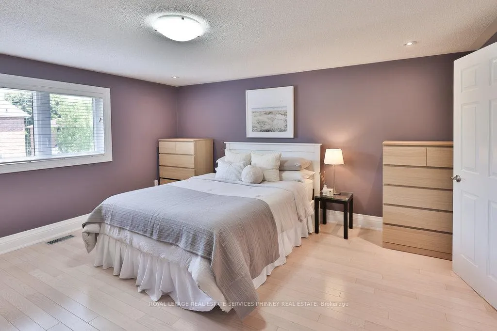 Photo 31 of 1165 Jeff Drive, Oakville, Clearview — HOMEH
