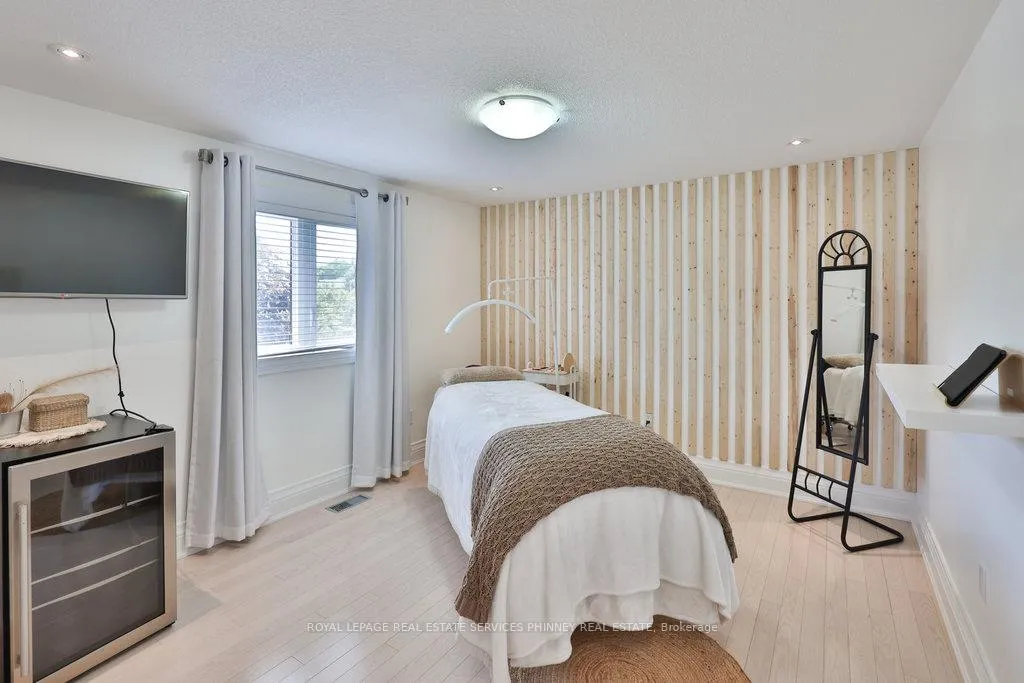 Photo 33 of 1165 Jeff Drive, Oakville, Clearview — HOMEH