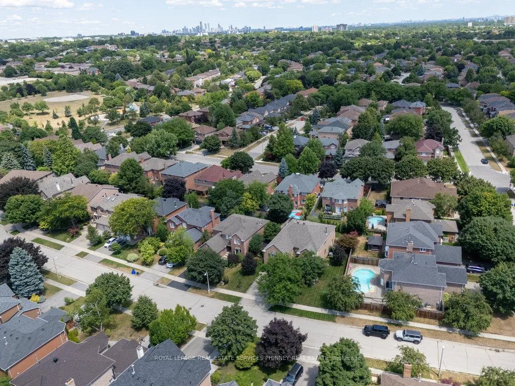 Photo 43 of 1165 Jeff Drive, Oakville, Clearview — HOMEH