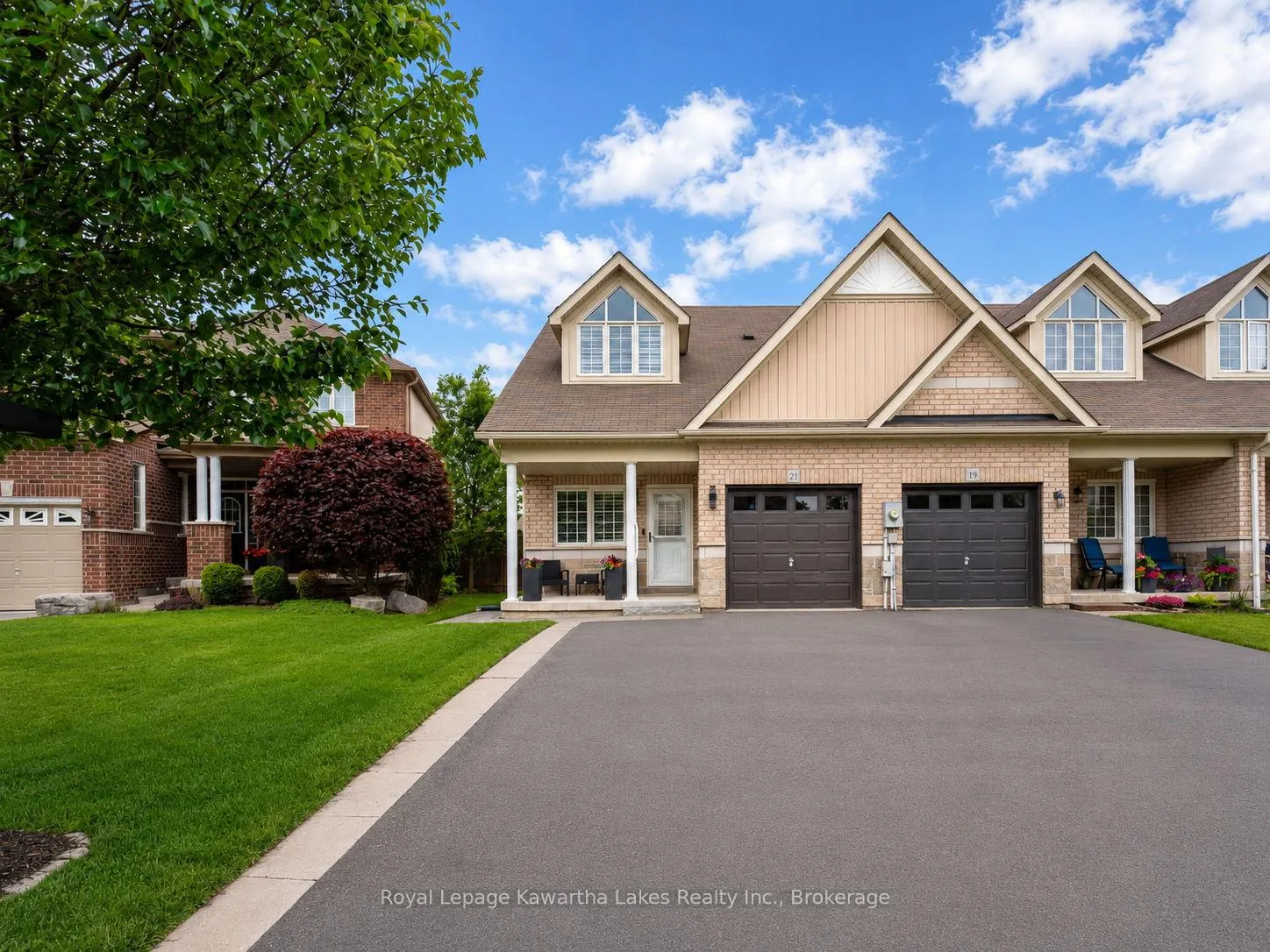 Front of 21 Vetzal Court