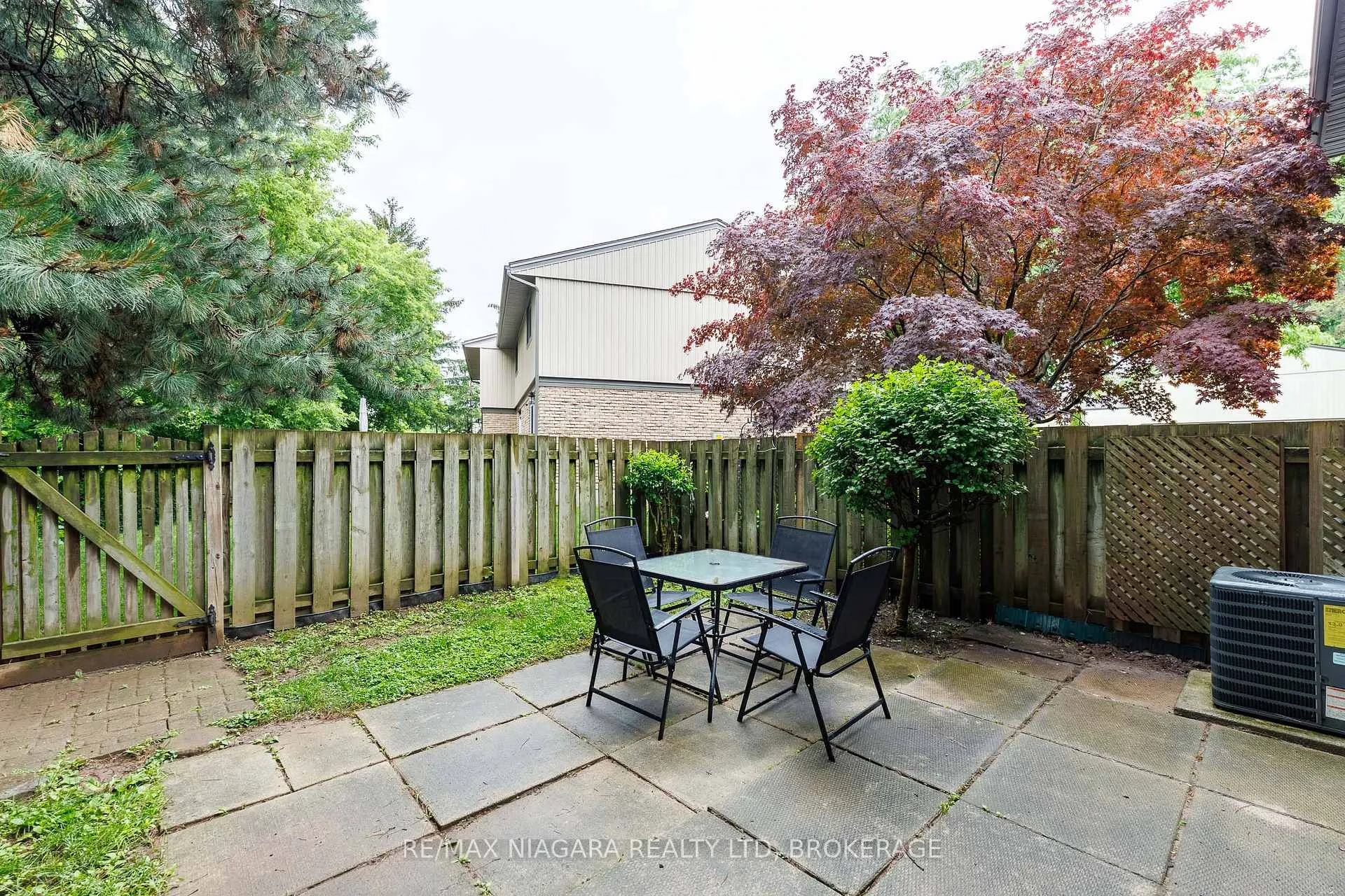 Photo 26 of Unit 37, 302 Vine Street, St. Catharines, Carlton/Bunting — HOMEH