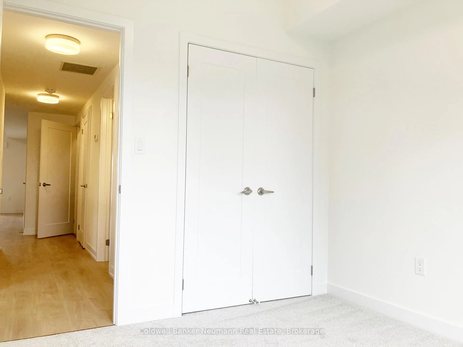Photo 15 of Unit 128, 42 Lowes Road S, Guelph, Clairfields/Hanlon Business Park — HOMEH